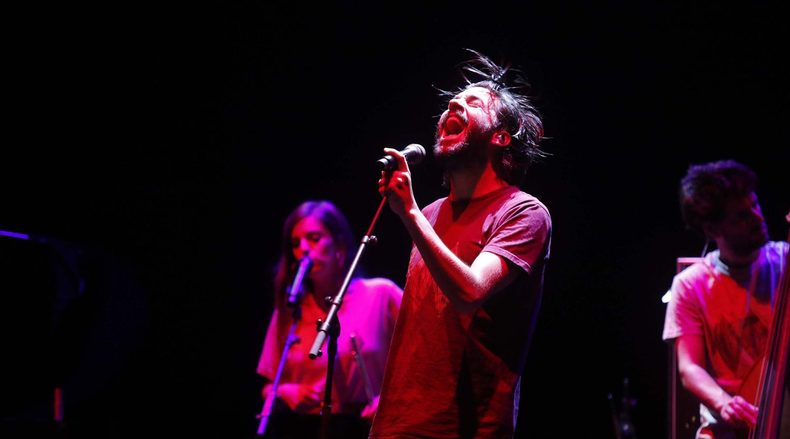 Fotos del concierto de Salvador Sobral en La Línea