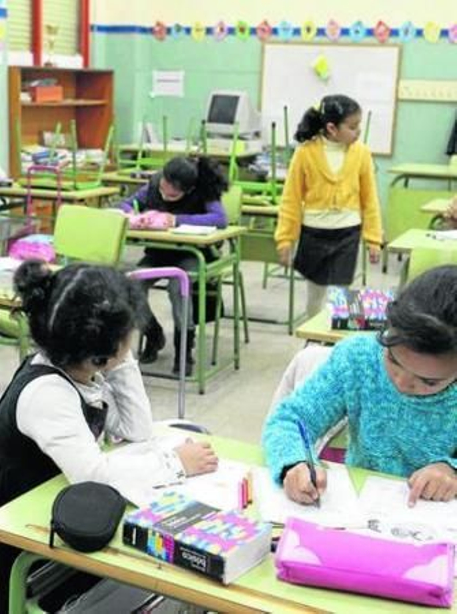 Clase de Lengua y Cultura Árabe en el Colegio Paz y Amistad.