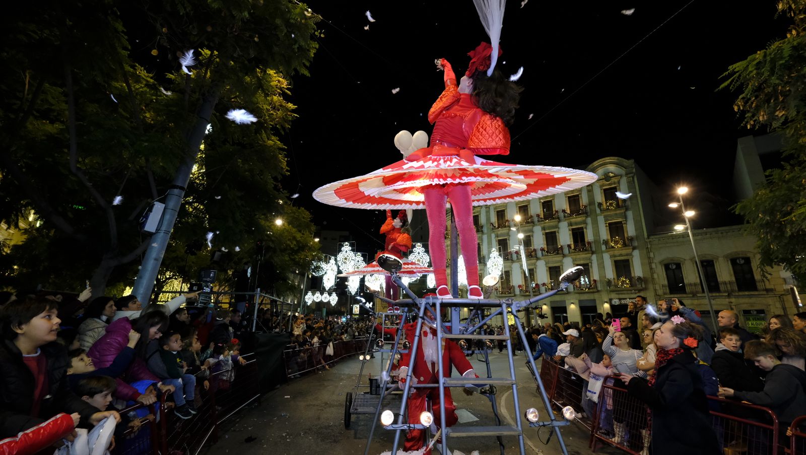 Fotogalería de la Cabalgata de Reyes Magos en Almería