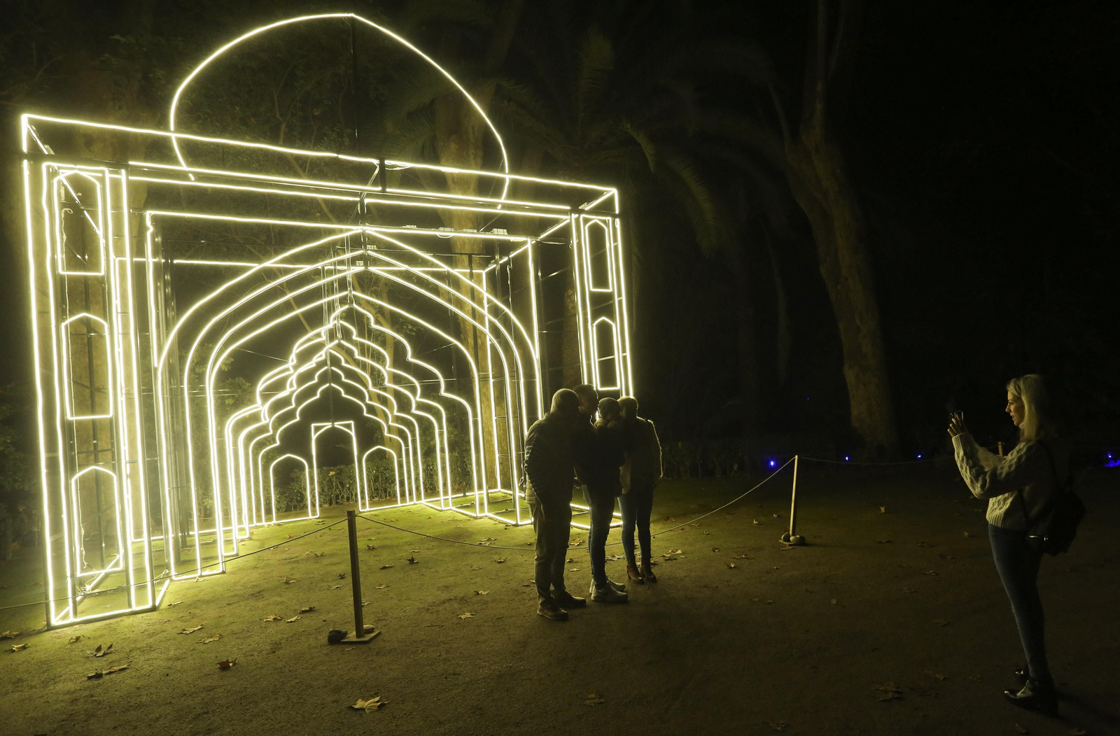 Las luces del Jardín Botánico de Málaga esta Navidad, en fotos