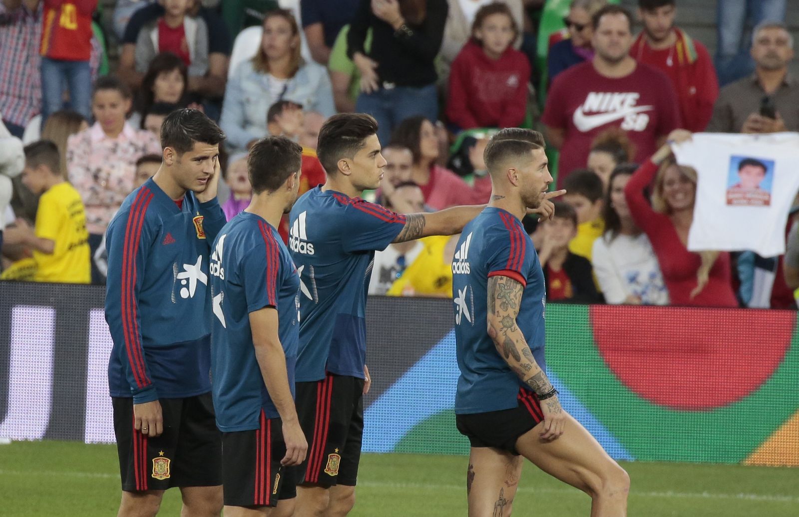 Las imágenes del entrenamiento de España en el Benito Villamarín