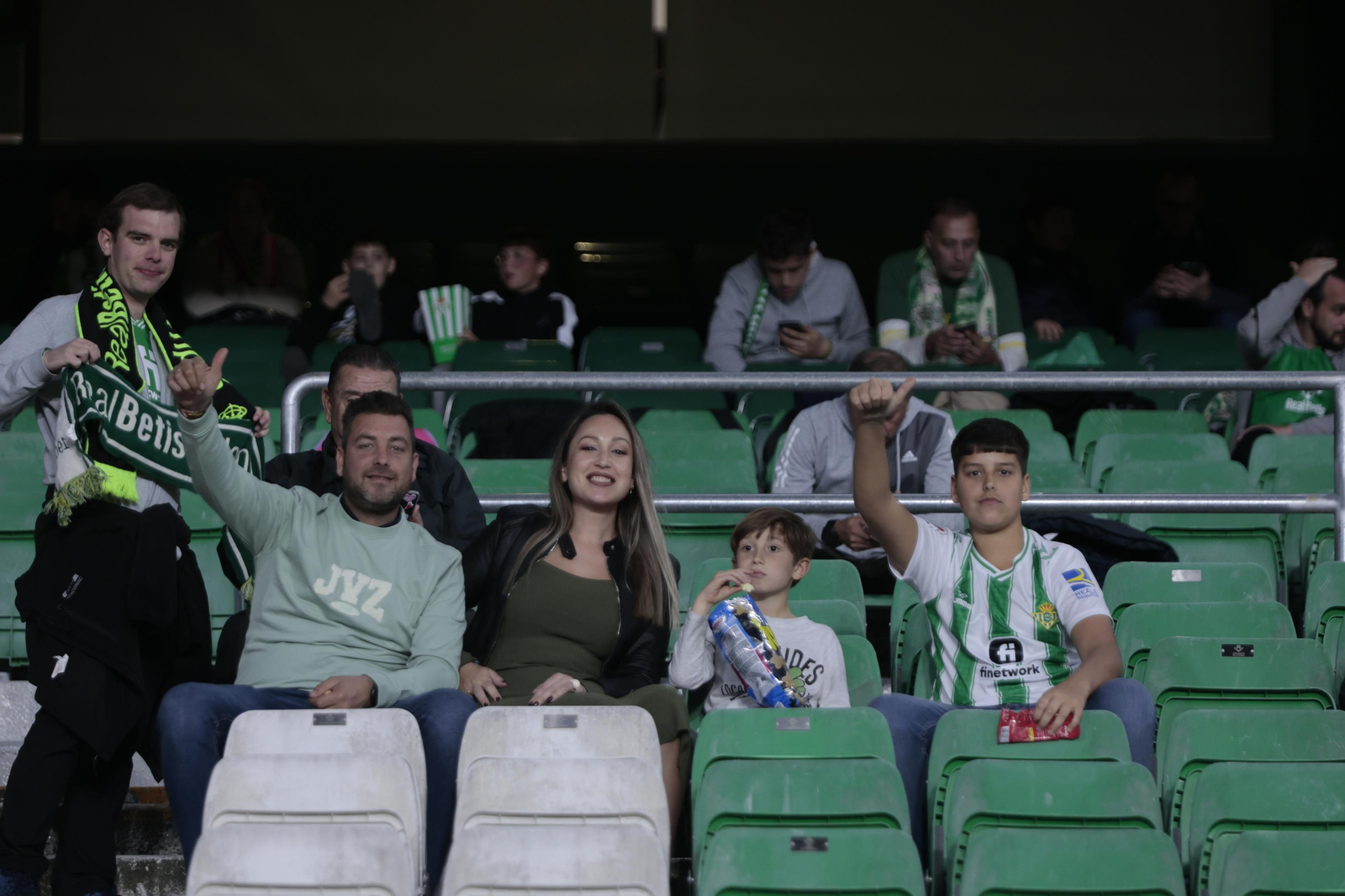 Búscate en las gradas del Villamarín