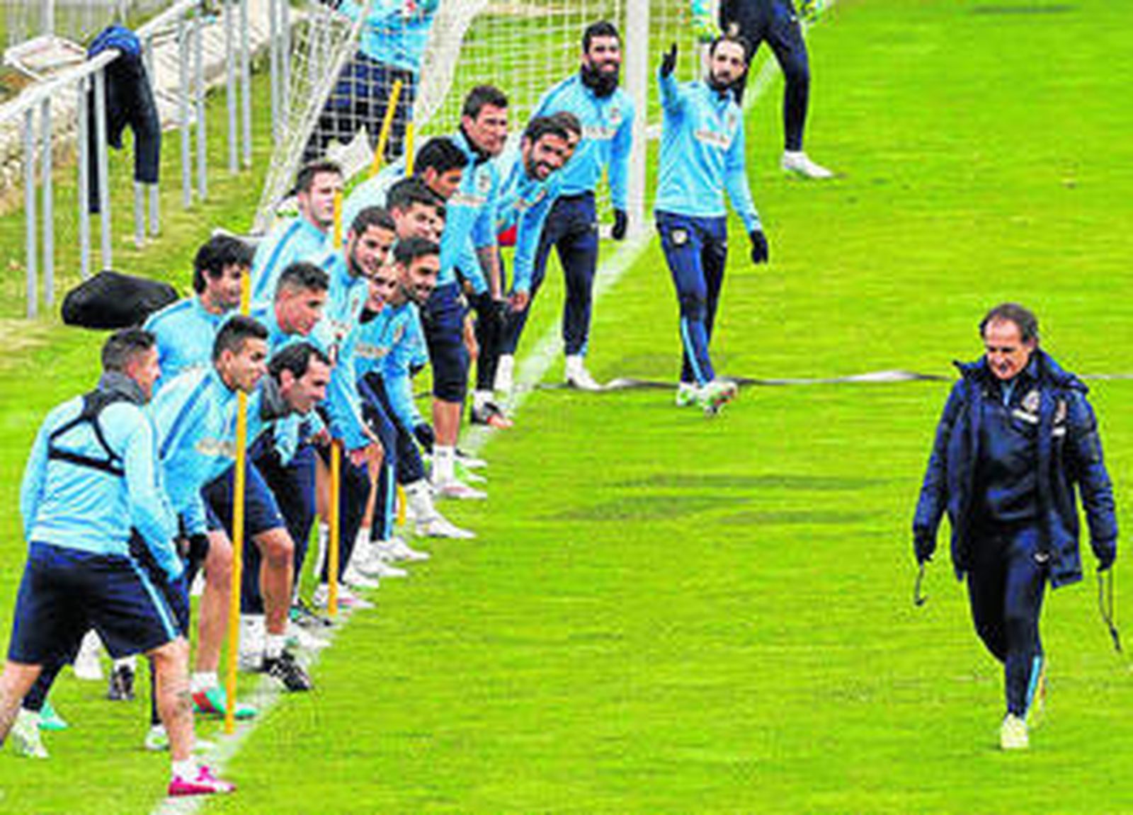 Rubén Castro celebra su gol junto a su compañero Jorge Molina.