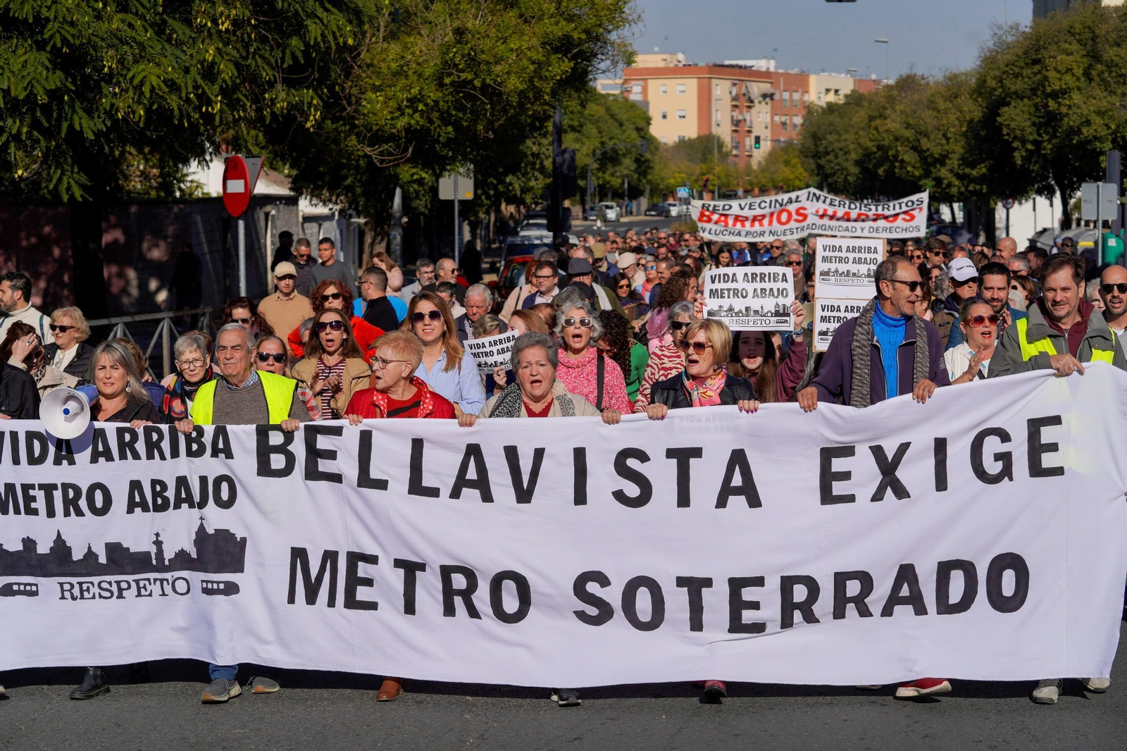 Manifestación por un Metro soterrado en Bellavista, a finales de noviembre