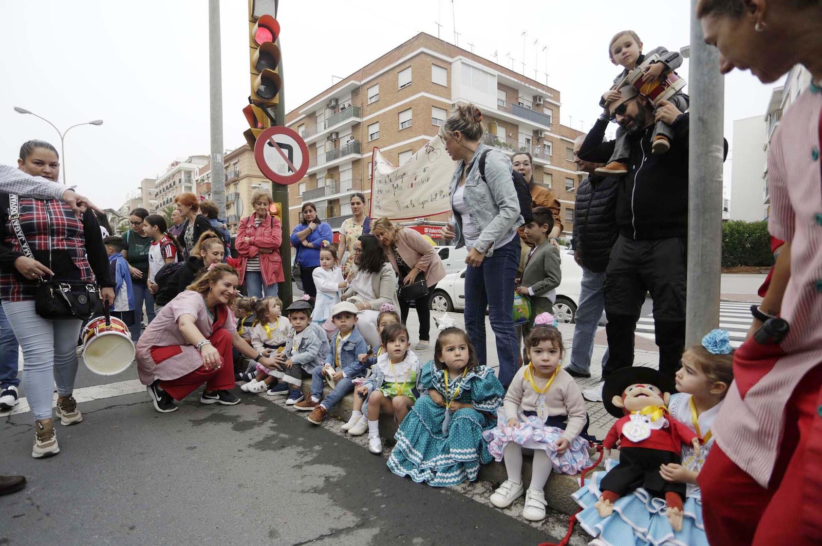 El Rocío 2023: Imágenes de los peregrinos de la Hermandad de Emigrantes