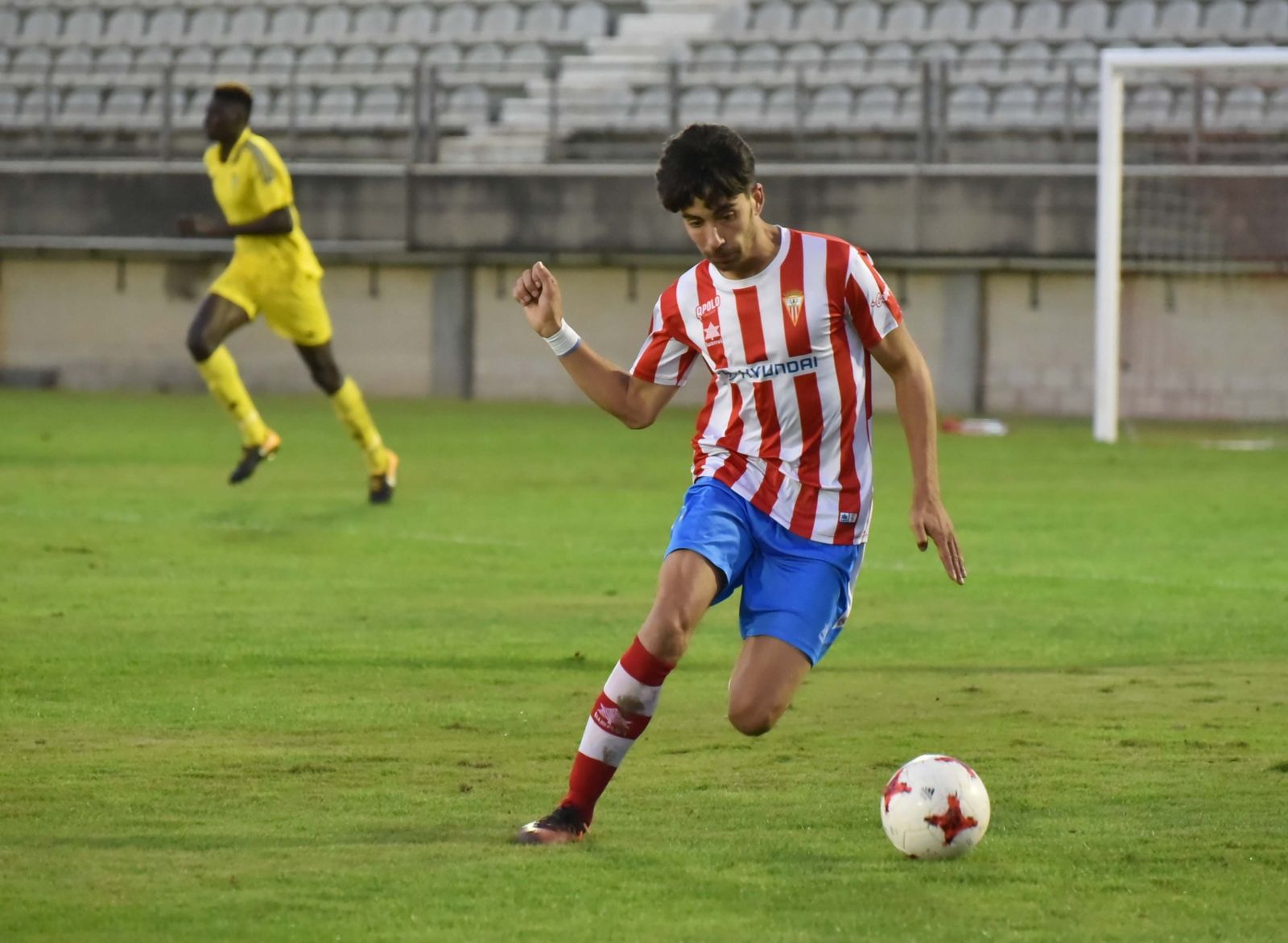 El algecirista Alberto Gázquez, durante el partido del pasado domingo.