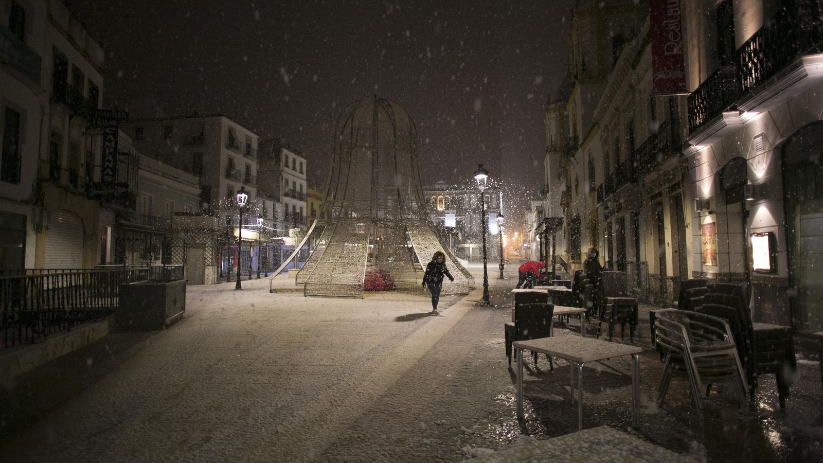 Plaza del socorro de Ronda cubierta por la nieve