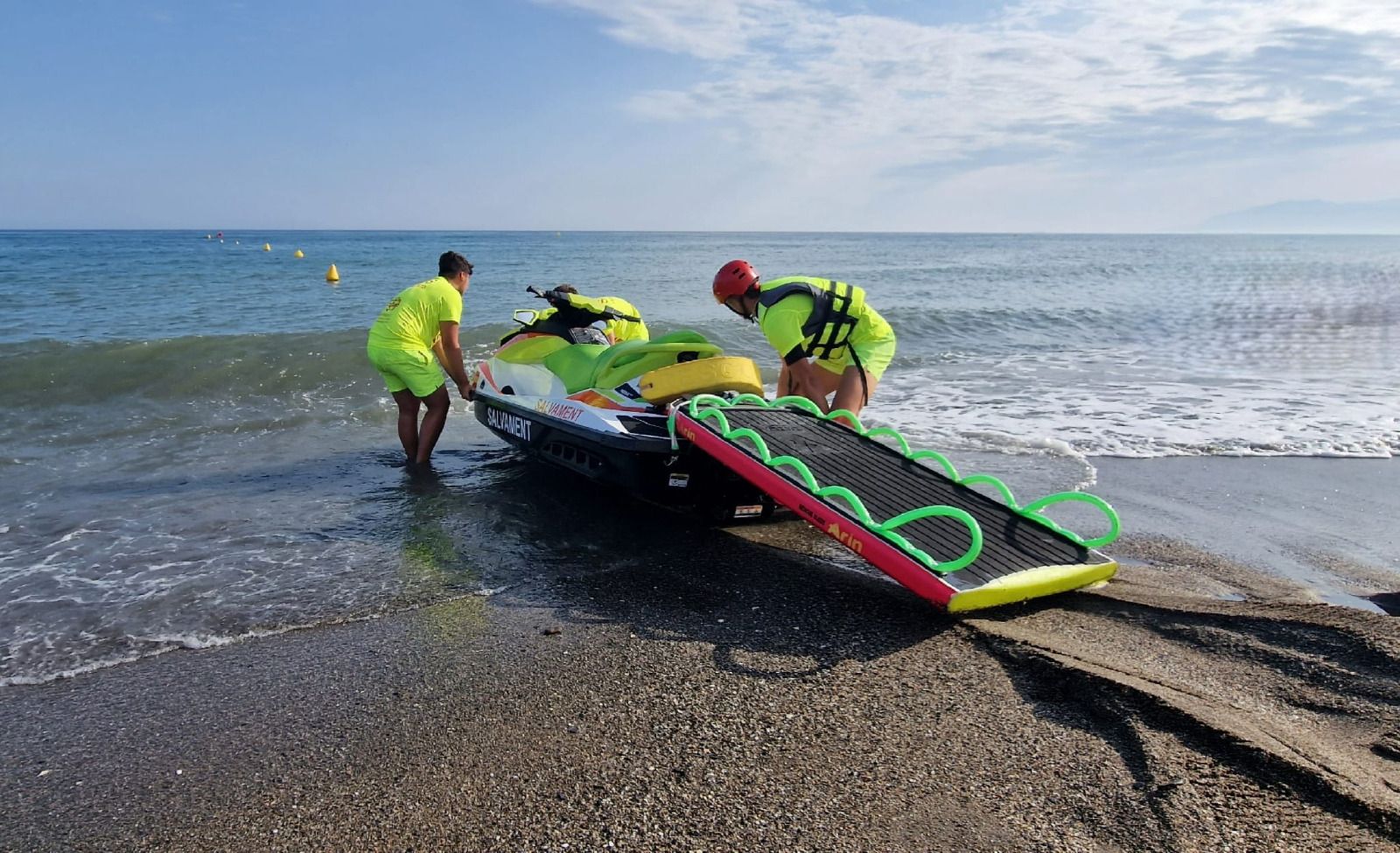 Uno de los servicios de las playas: Salvamento marítimo