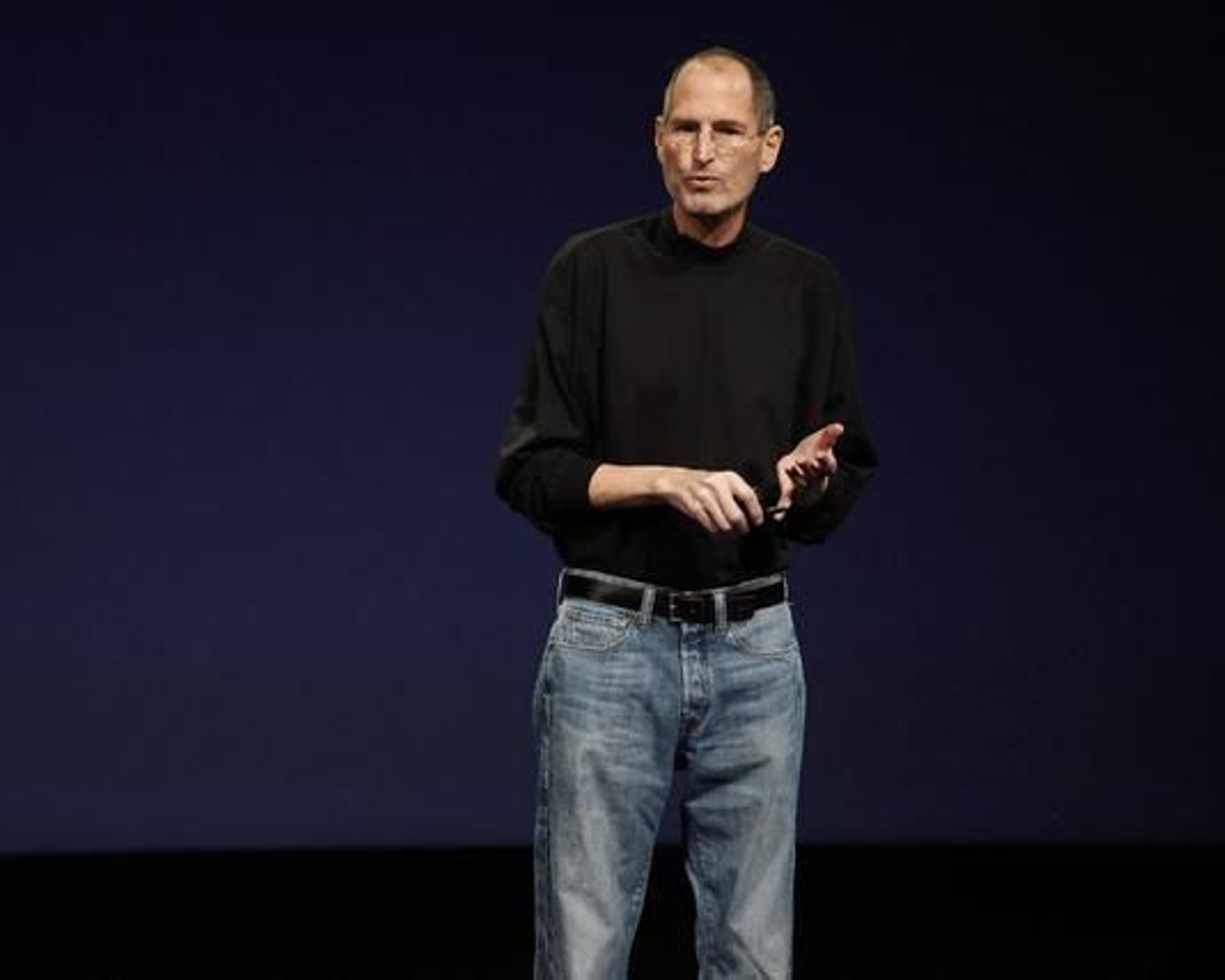 Steve Jobs presenta el iPad 2, la nueva versión del 'tablet' de Apple.

Foto: Reuters