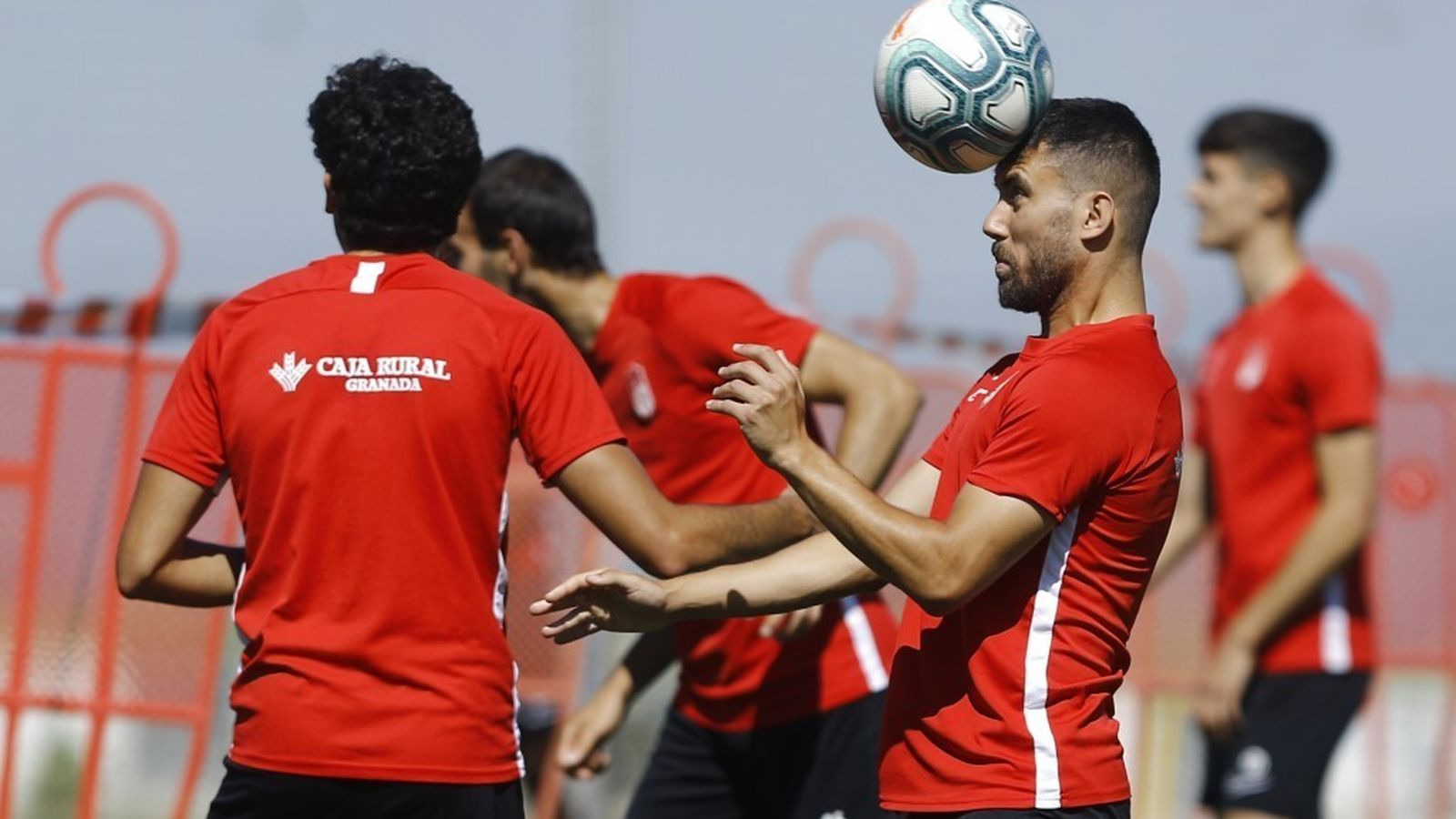 El Granada ha empezado a preparar el partido ante el Villarreal con siete lesionados