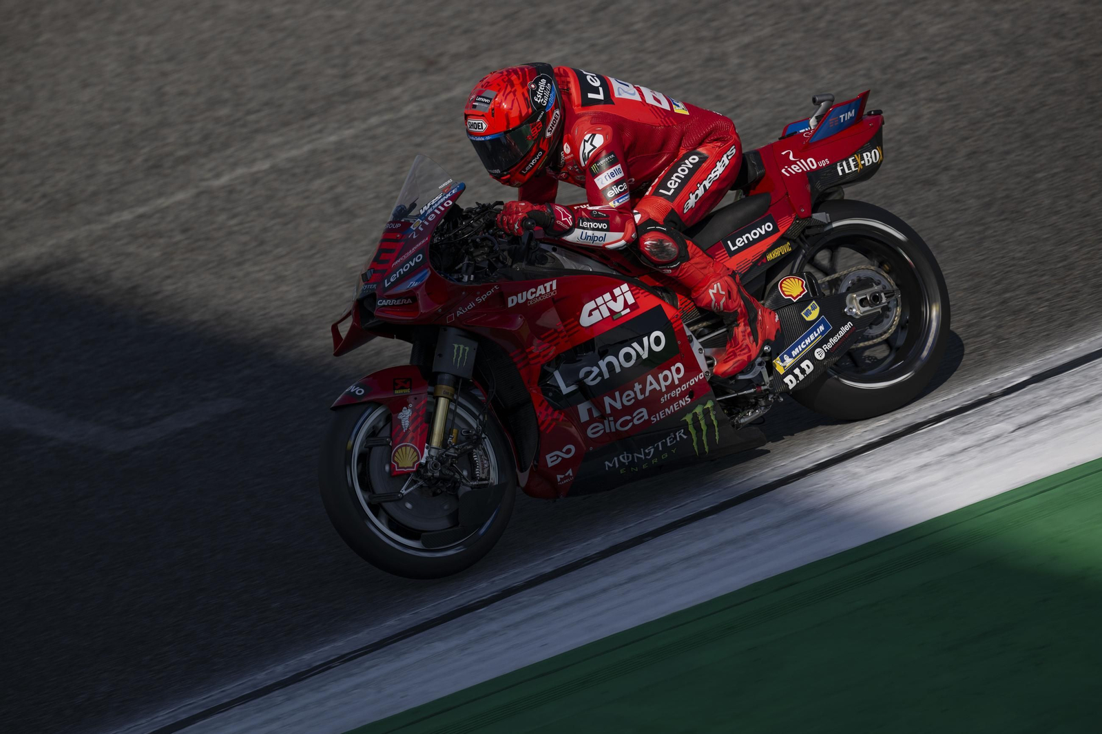 Las fotos del primer triunfo de Marc Márquez en la temporada