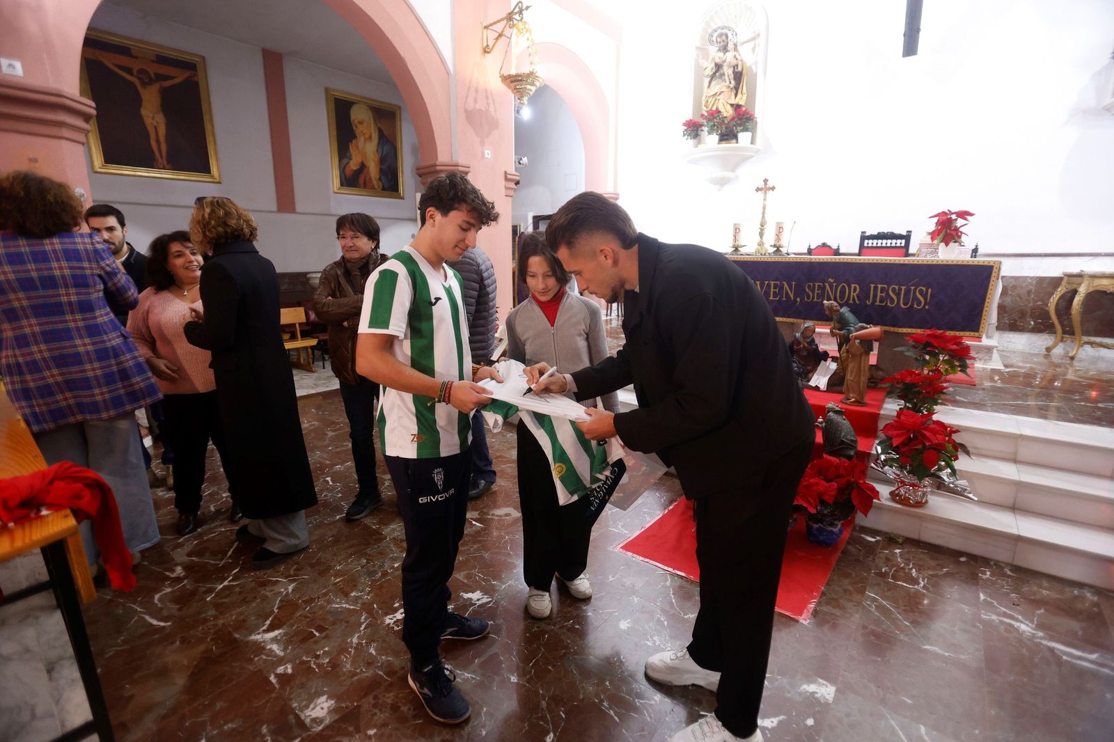 Presentación de los reyes magos de la cabalgata de Santa Rosa-Valdeolleros