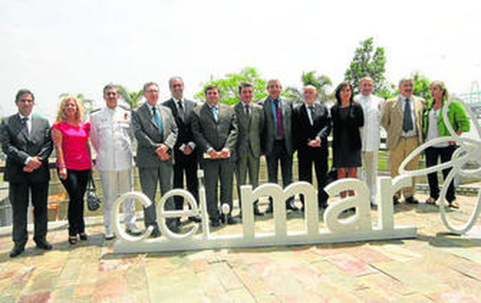 Los representantes de las instituciones impulsoras del CEIMAR ayer, en la Cámara de Comercio ubicada en Algeciras.