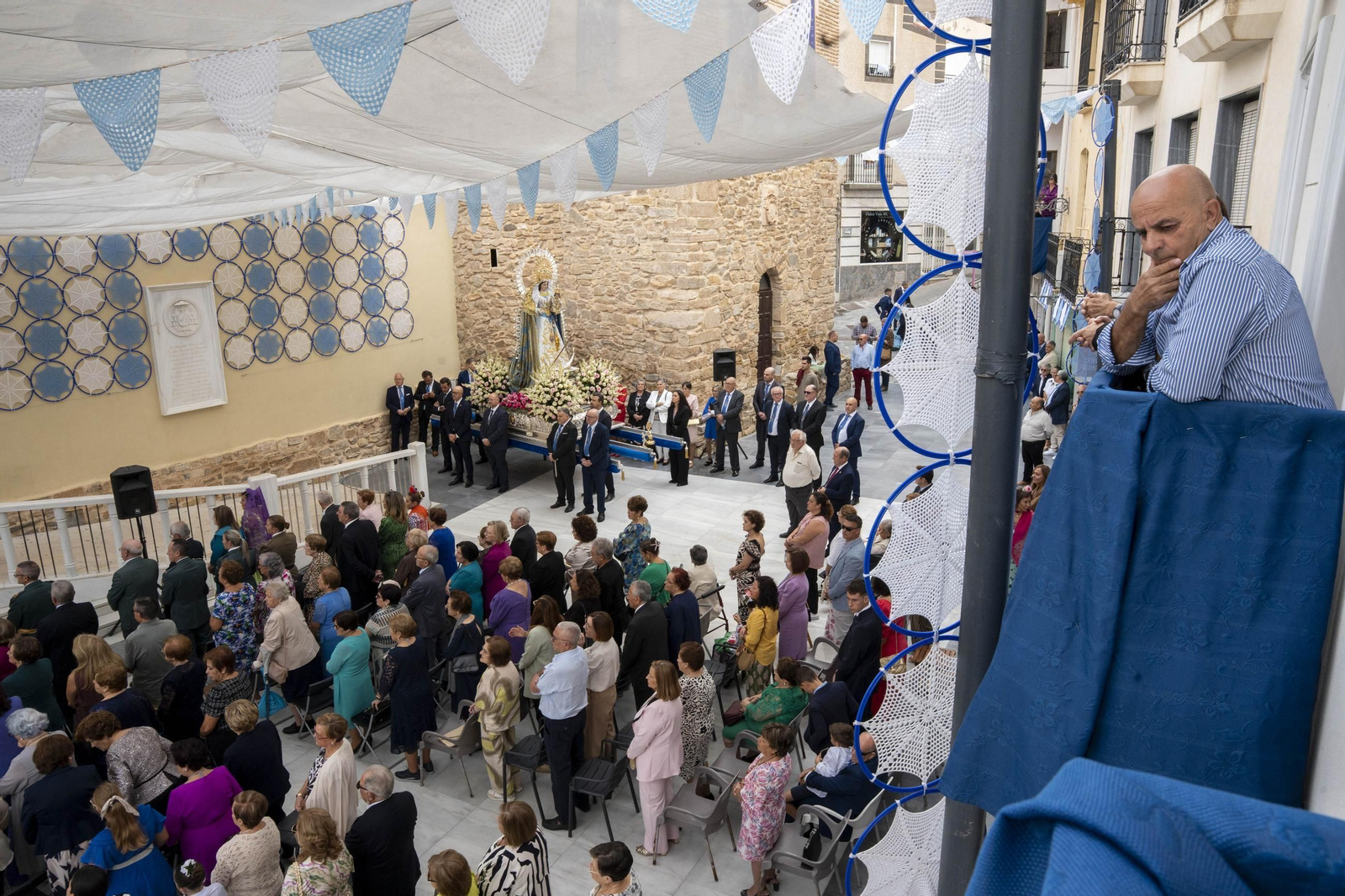 Las imágenes de la misa y procesión en Macael por las fiestas en honor a Nuestra Señora del Rosario