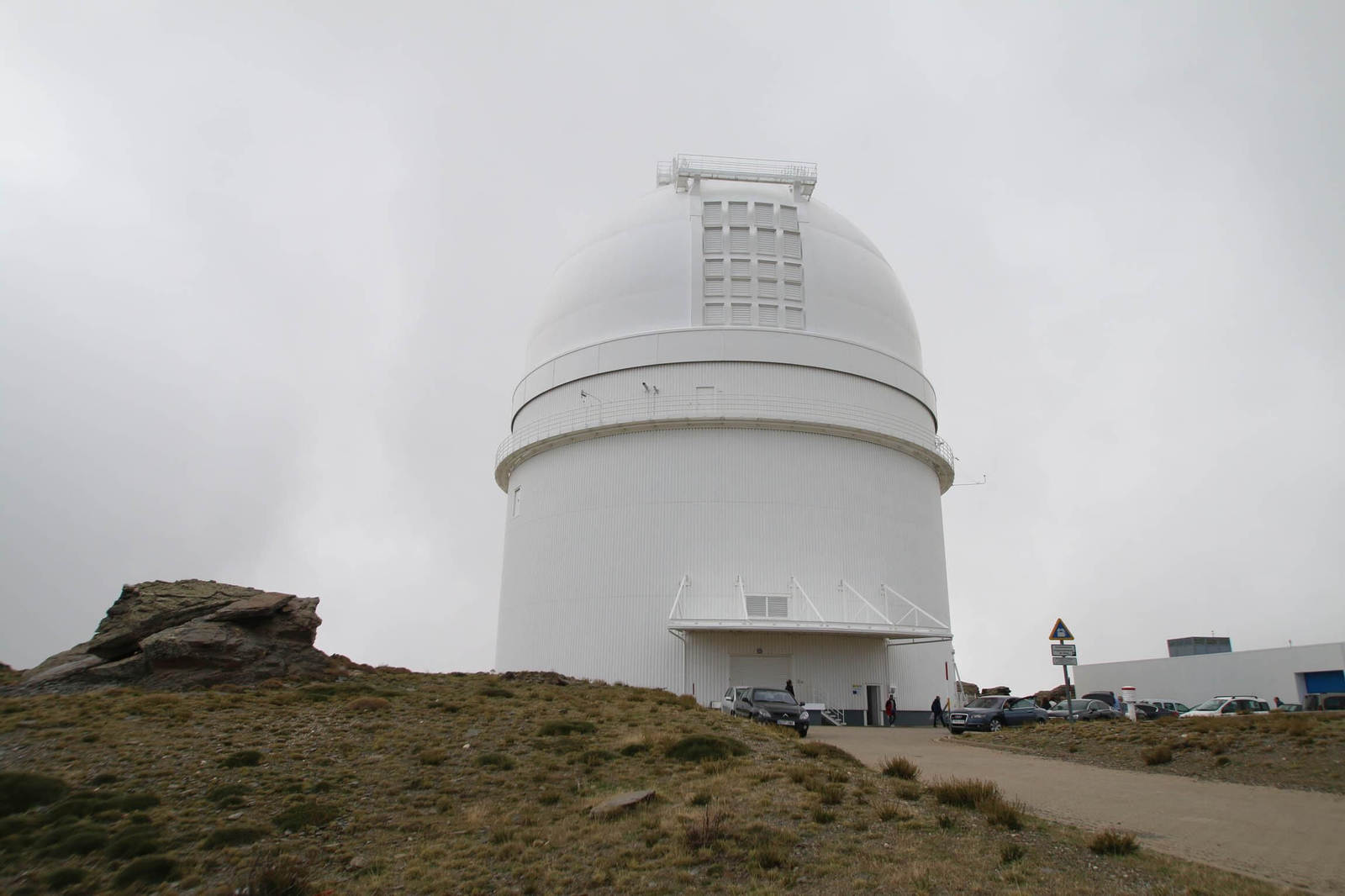 Fibra óptica para conectar Calar Alto con la comunidad científica a través de la UAL