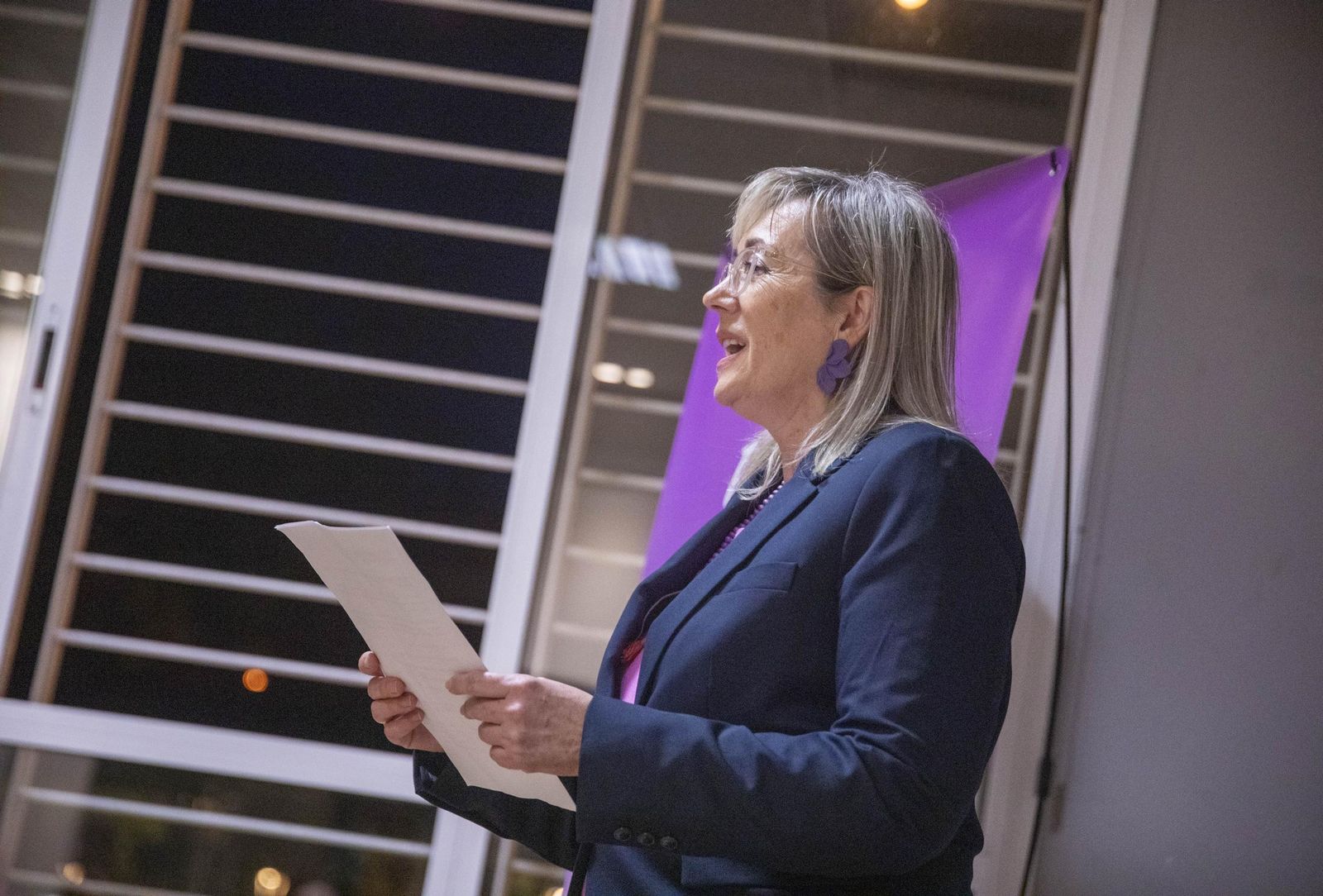 La Plataforma de Acción Feminista en Almería rinde homenaje a las mujeres de la Desbandá con su II Premio ‘Posidonia’ a Loli Sierra, vicepresidenta de la Asociación Memorialista de la Desbandá, en imágenes