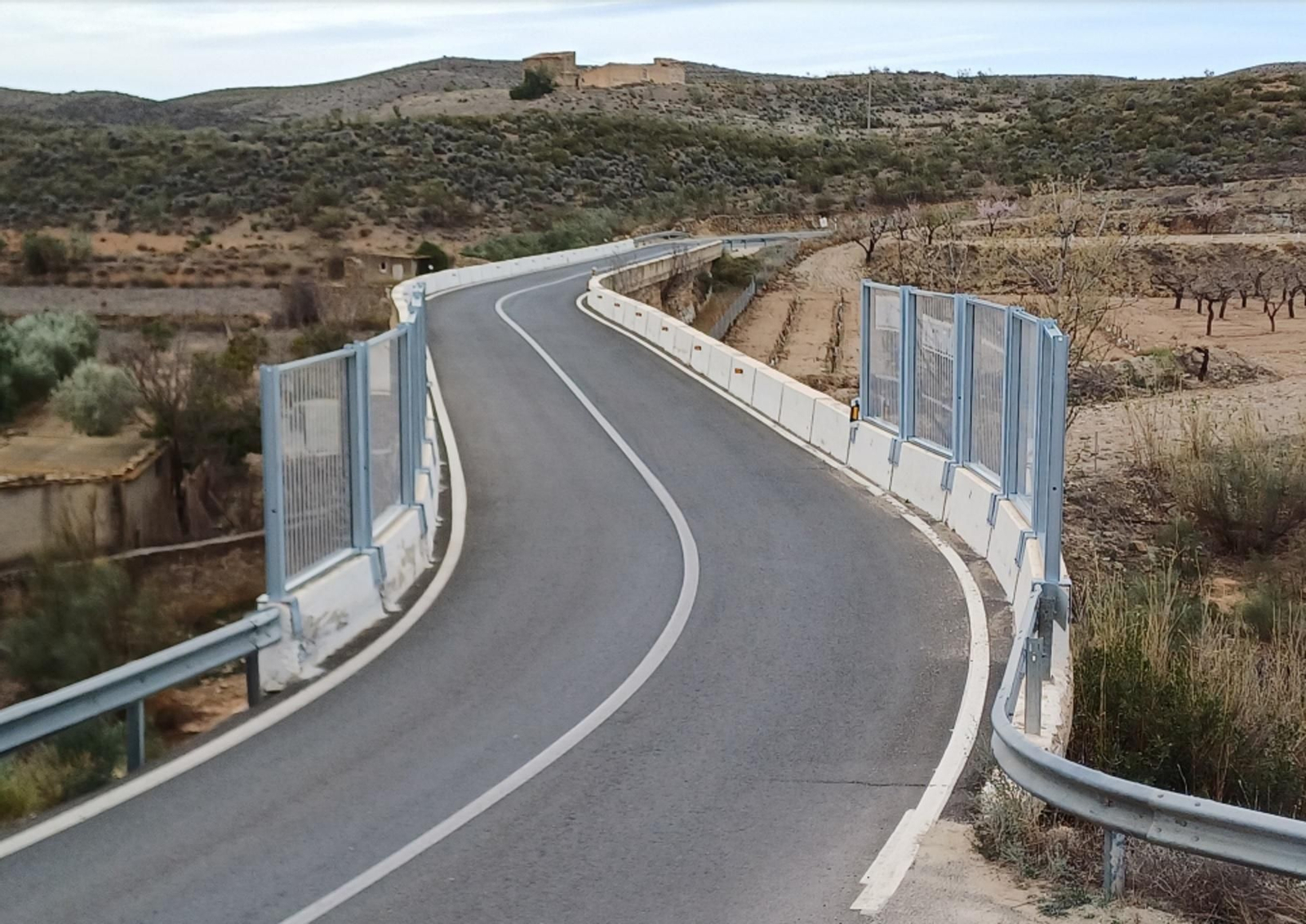 Puente en la carretera A‐1100, a 2,4 kilómetros de la localidad de Uleila del Campo, Almería.