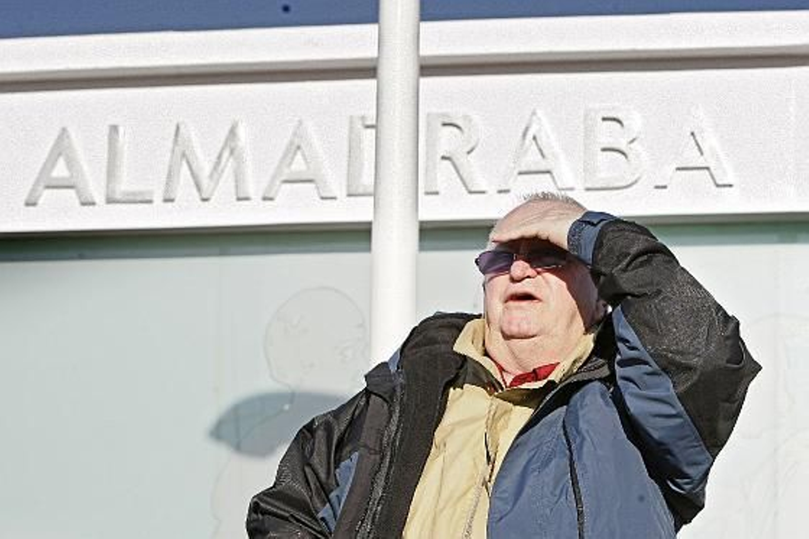 Cincuenta cocineros de elite asisten a la primera levantá en la almadraba de Barbate.

Foto: Julio Gonzalez
