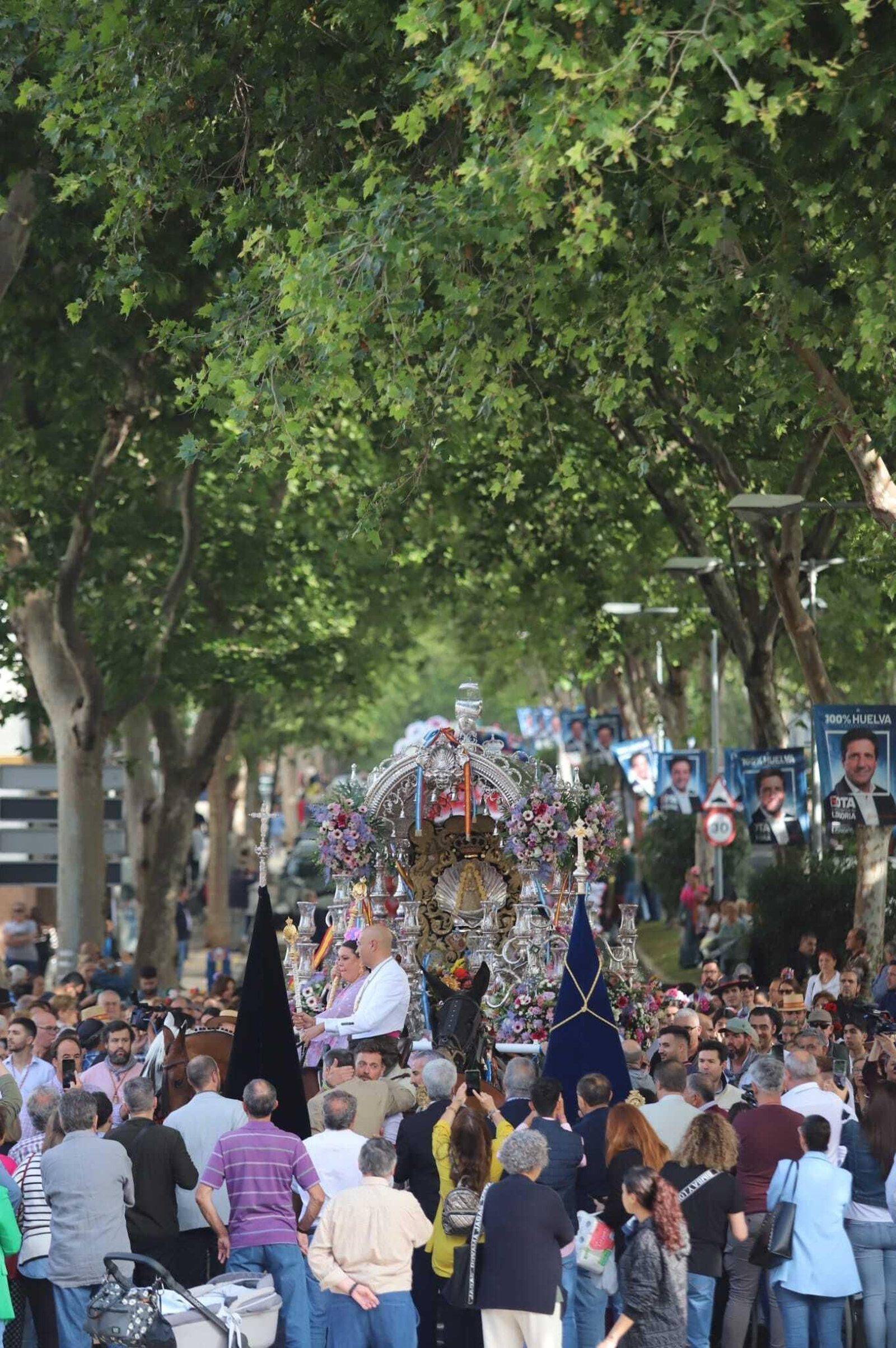 El Rocío 2023: las mejores imágenes del inicio de salida de Emigrantes