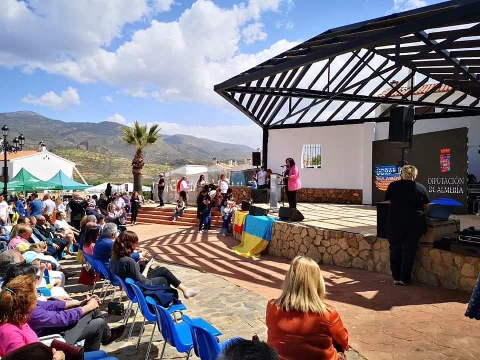 'Pueblos unidos por la paz: Ucrania en el corazón de la Alpujarra'