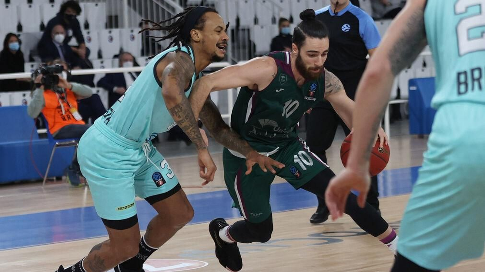 Francis Alonso, durante el partido en Brescia.