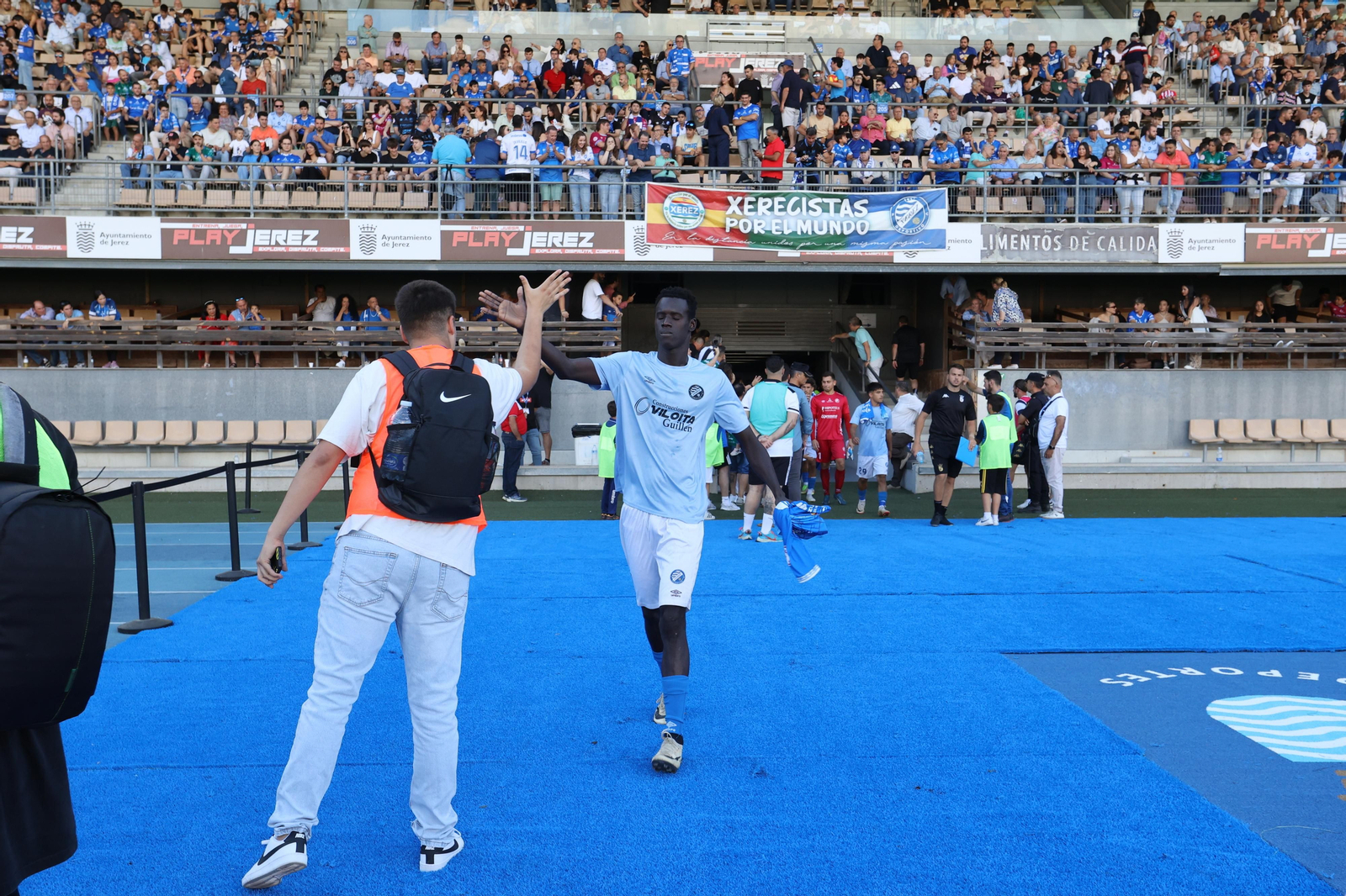 Búscate en el partido entre el Xerez DFC y Ceuta B en Chapín