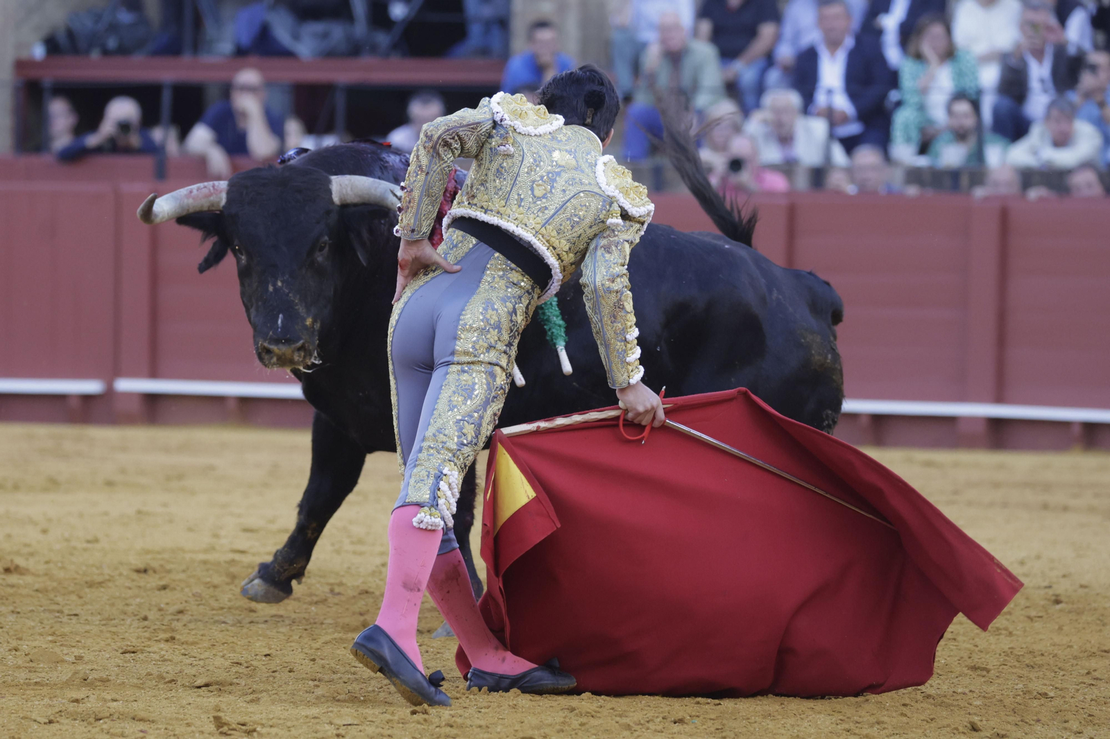 Las imágenes de la tercera de abono en la Maestranza de Sevilla
