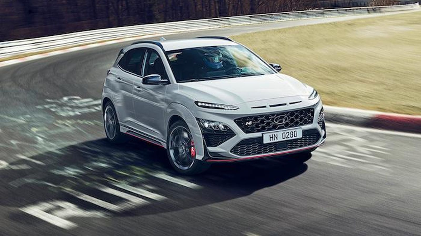 Las ayudas a la conducción están definidas para hacerlo muy rápido particularmente en circuito.