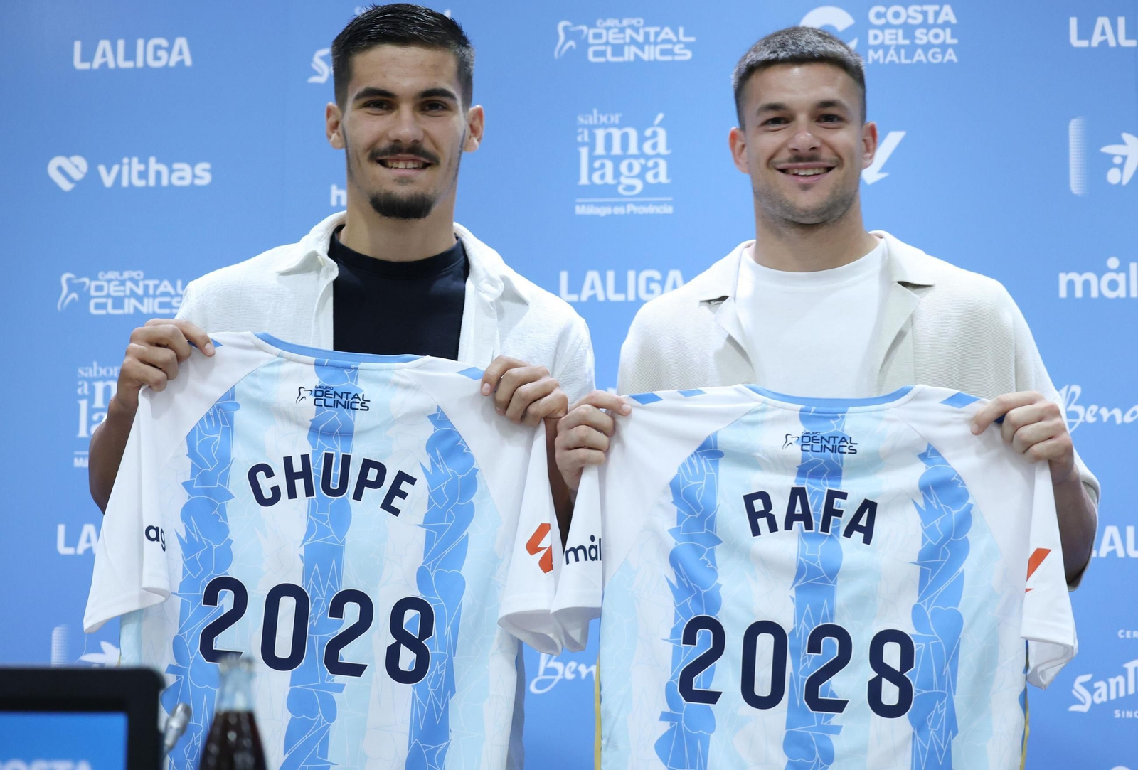 Renovación de Chupete y Rafa y rueda de prensa de Loren, en fotos