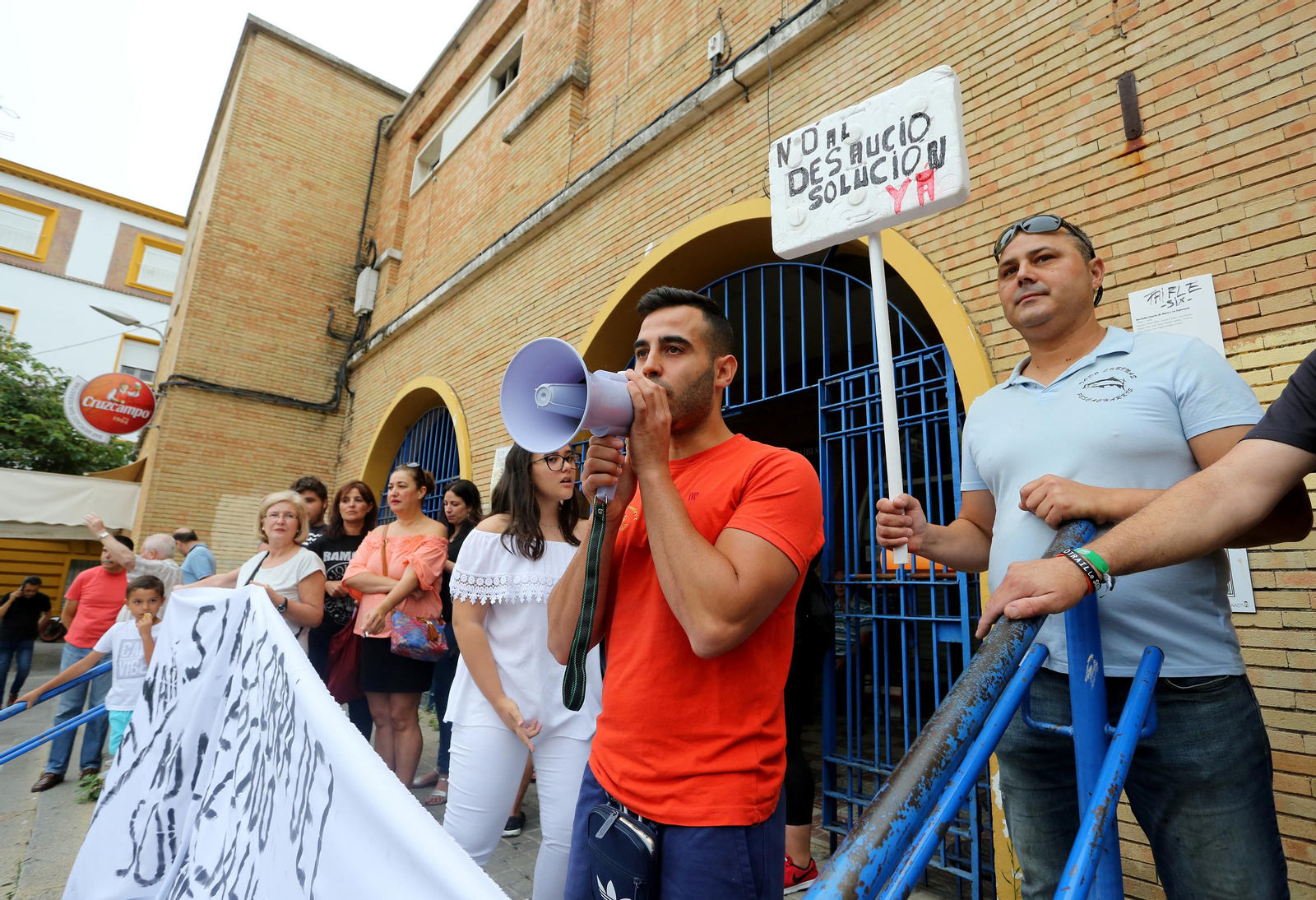 Más imágenes de la protesta de los minoristas del mercado de San Sebastián