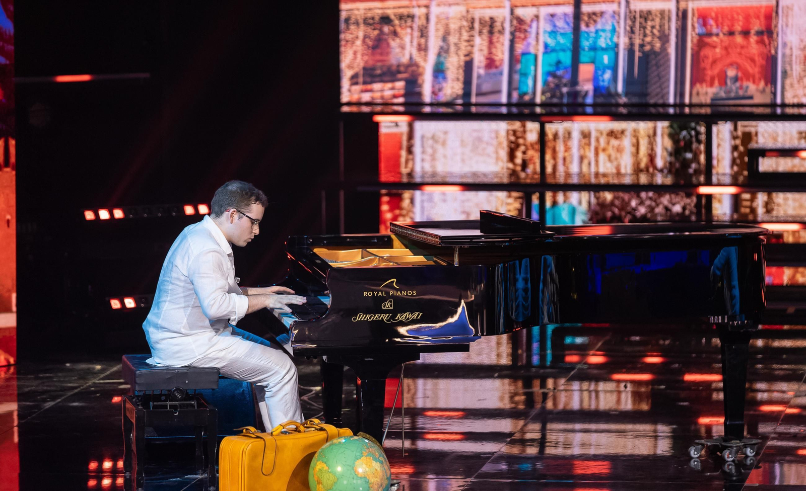 El pianista isleño José María Perejón Bonet durante su actuación en 'Tierra de talento' con el cuarteto Isbilya El pianista isleño José María Perejón Bonet durante su actuación en 'Tierra de talento' con el cuarteto Isbilya