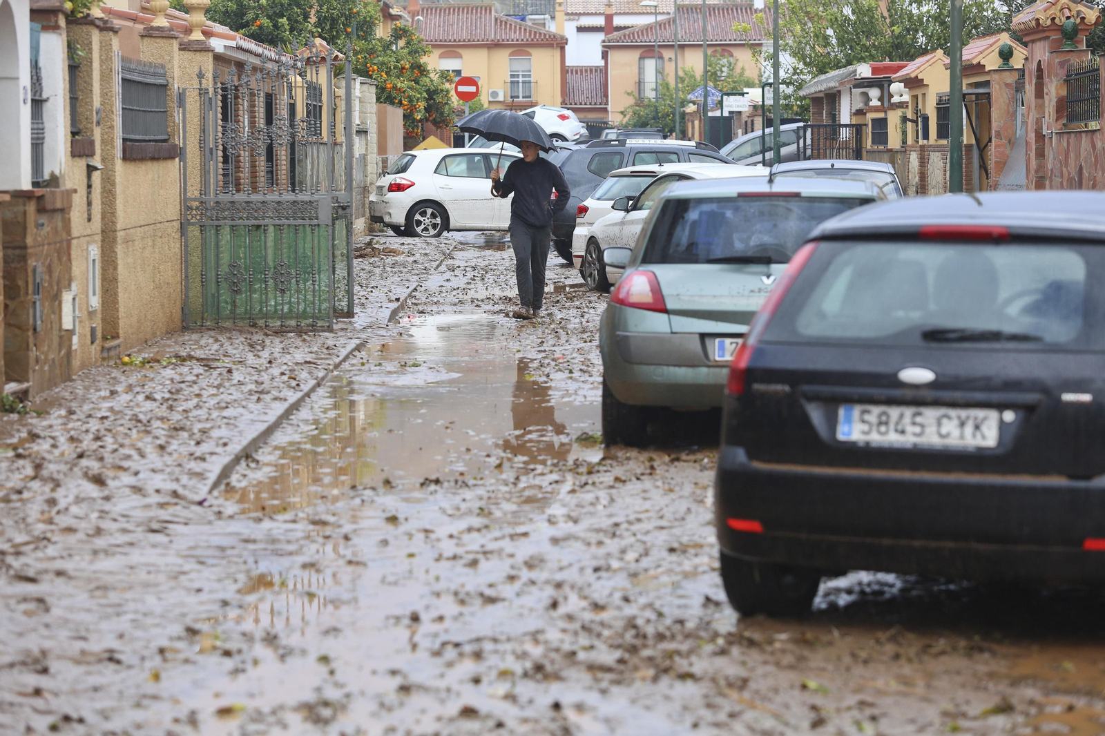 Las fotos de Campanillas inundada por el desbordamiento del río