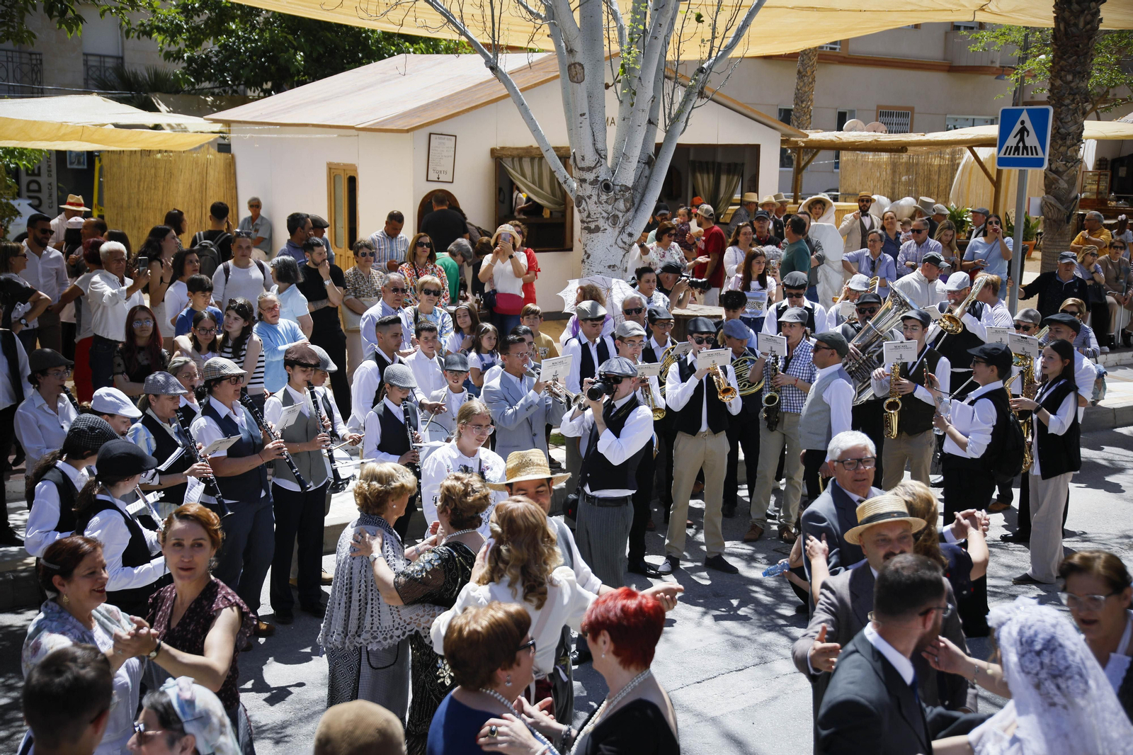 Imágenes de "Canteros y Caciques en la lucha por el Mármol" de Macael
