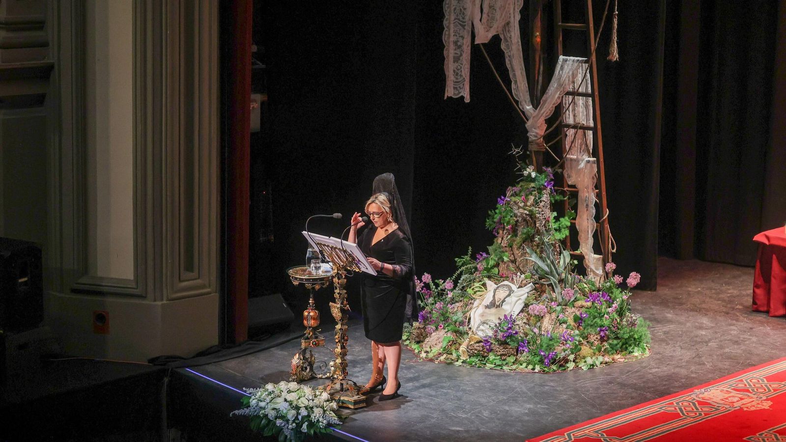Fotogalería: El Pregón Oficial de la Semana Santa de Granada 2025