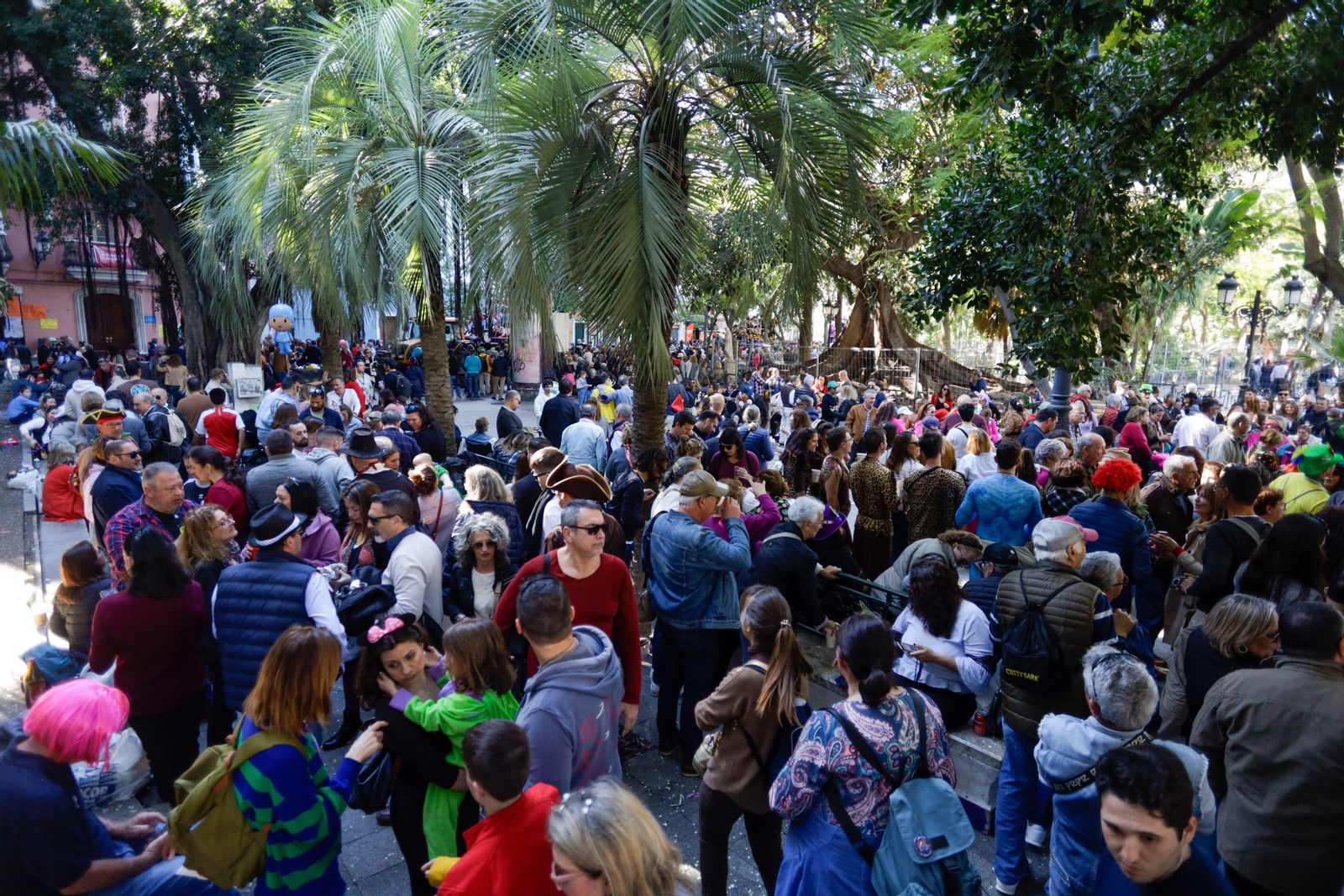 Las mejores imágenes del Domingo de Piñata del Carnaval de Cádiz 2024