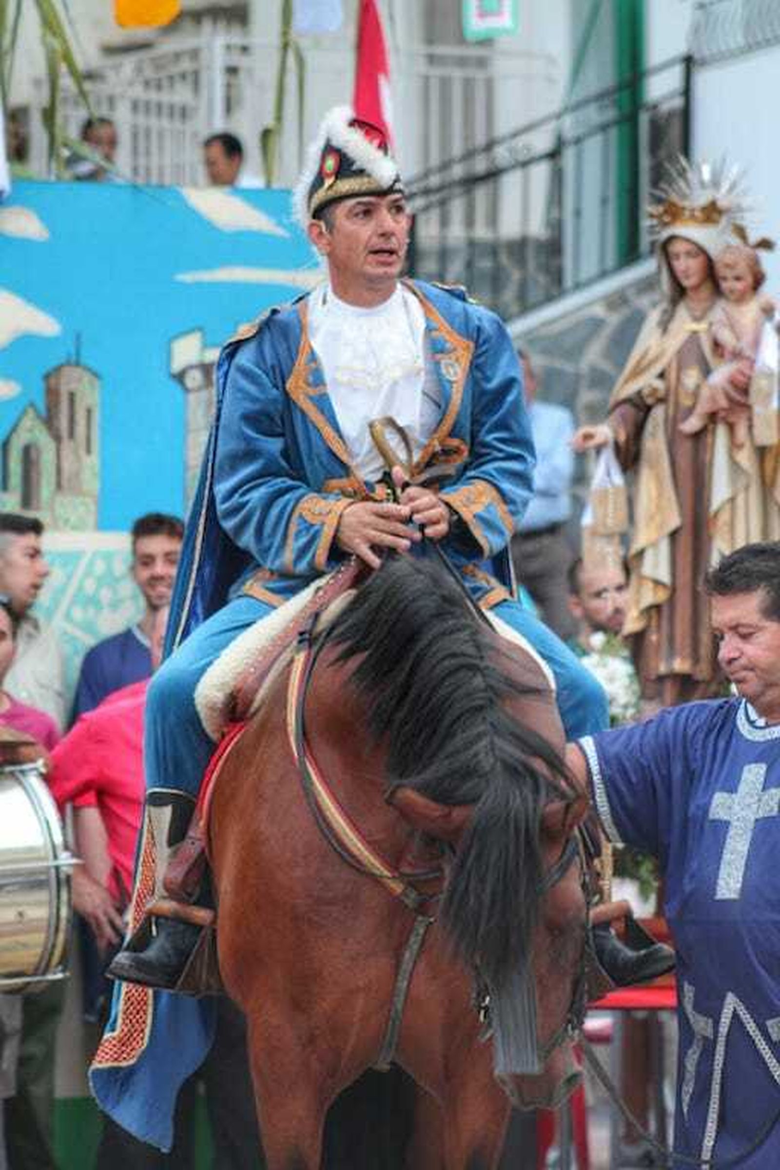 Una de las imágenes de los Moros y Cristianos de Sierra.