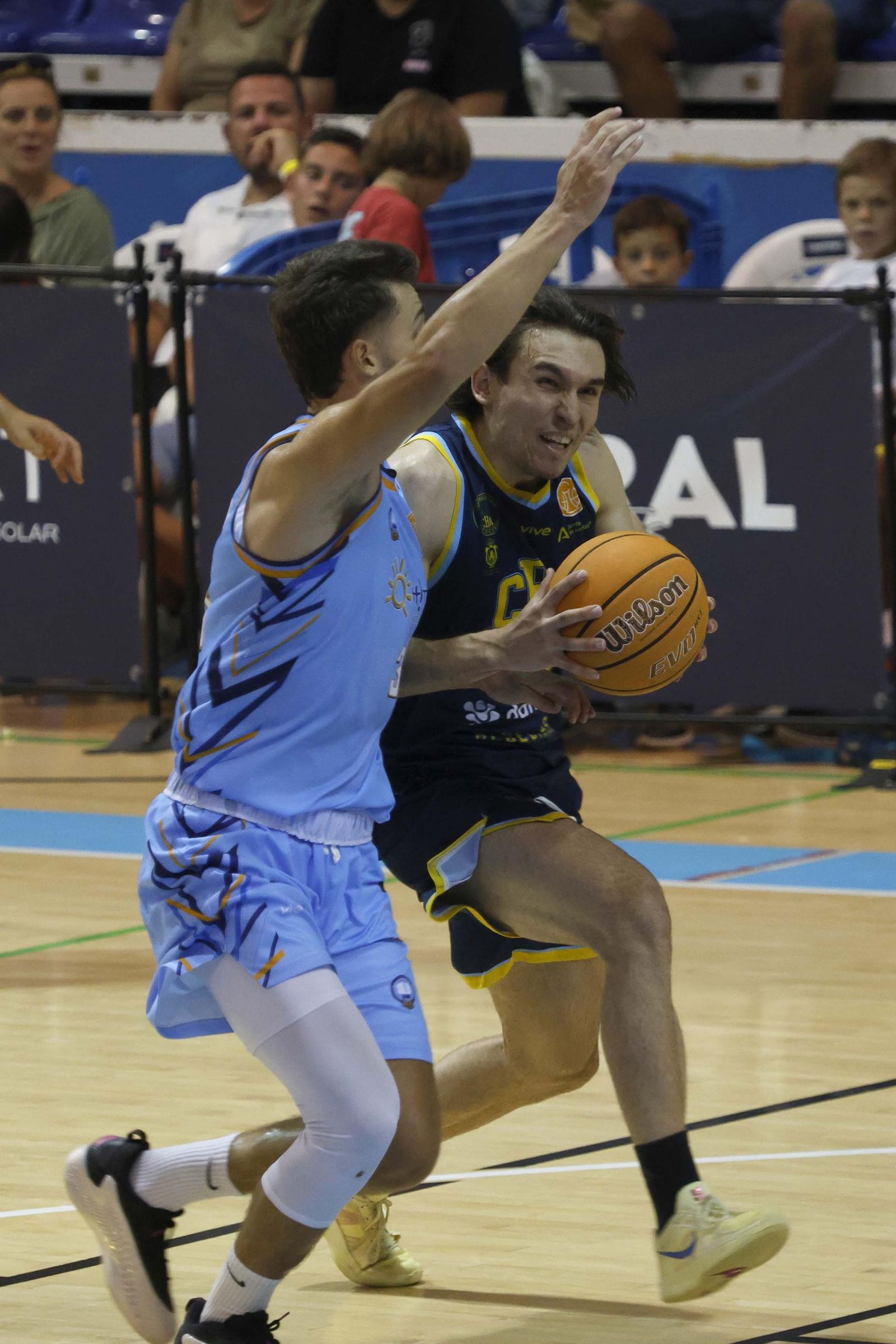 Las fotos del CB Algeciras - Unión Linense Baloncesto de la Tercera FEB
