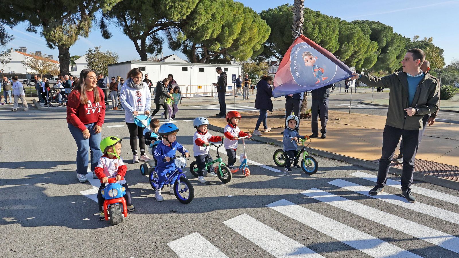 Carrera infantil a beneficio del pequeño Martín