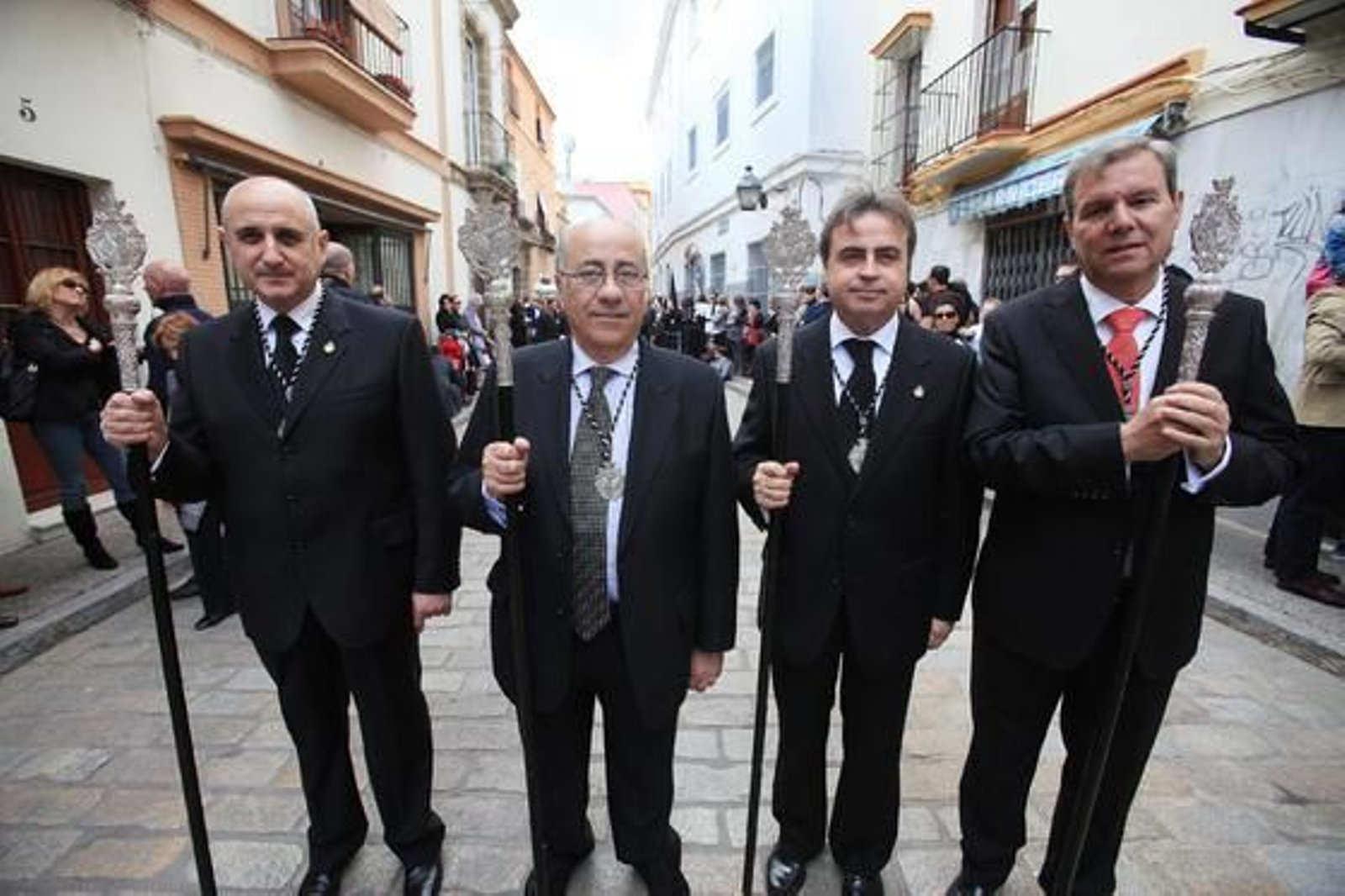 Presidencia hostelera. Francisco Romero, Faustino Rodríguez, Antonio Real y Antonio de María, ayer en Santa Marta.

Foto: Vanesa Lobo