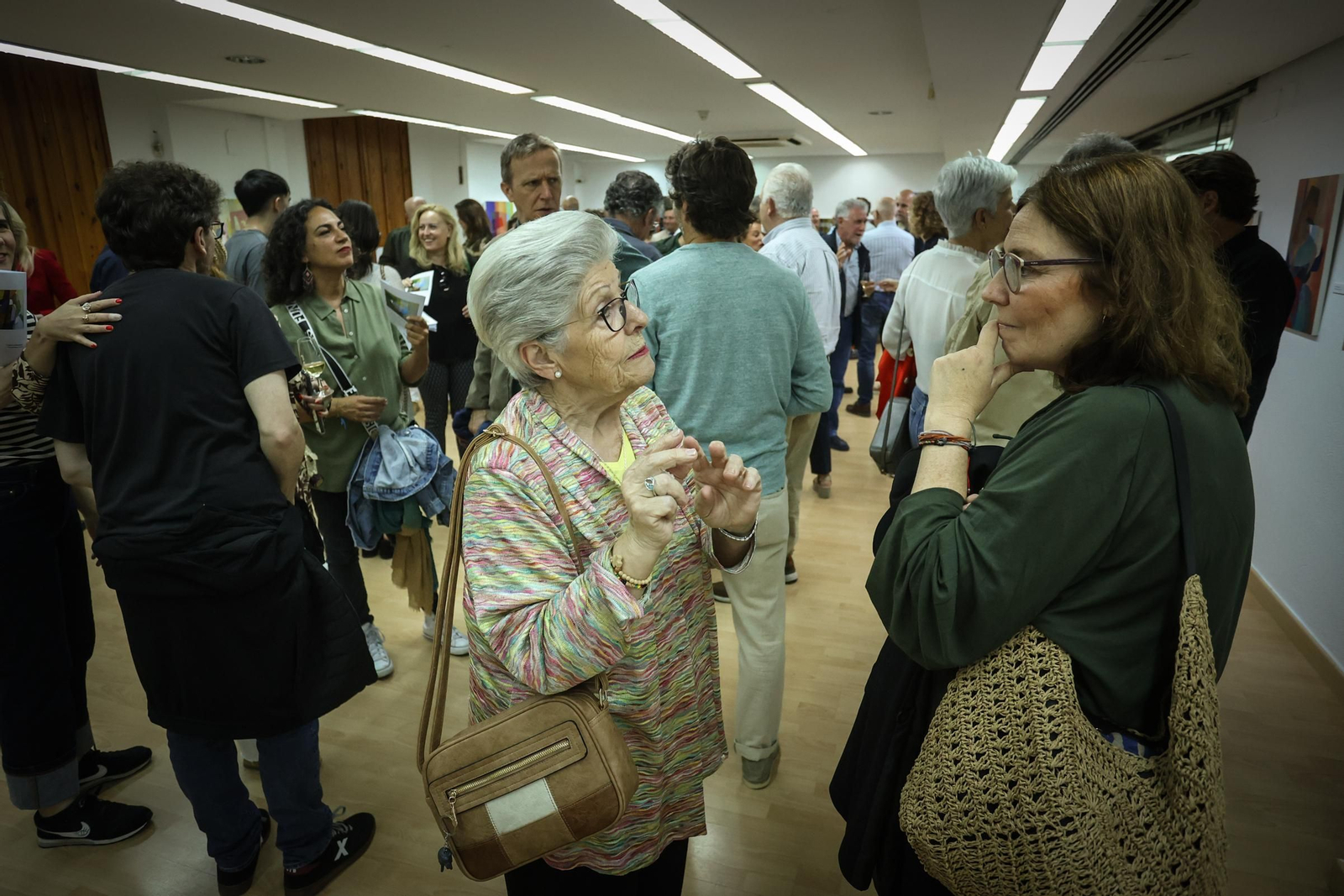 Imágenes de la inauguración de la exposición de Pepe Márquez en la sala ArteAdiario