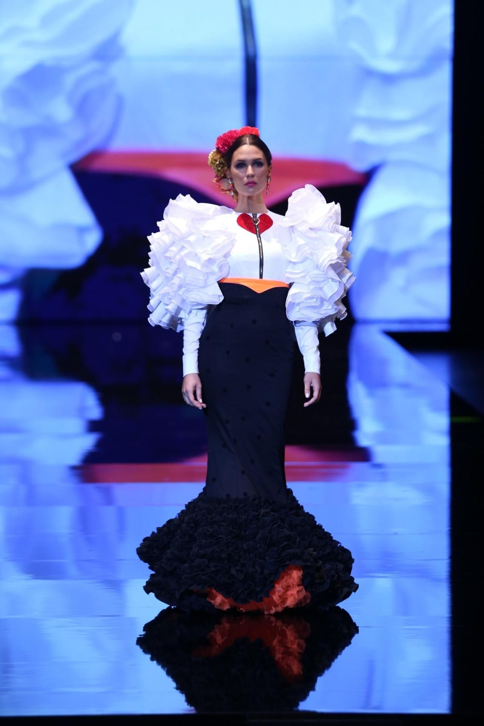 Verónica de la Vega en SIMOF 2019, fotos del desfile
