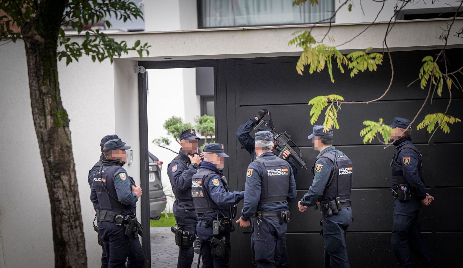 Imágenes de la operación policial en la avenida Cruz Roja de Jerez