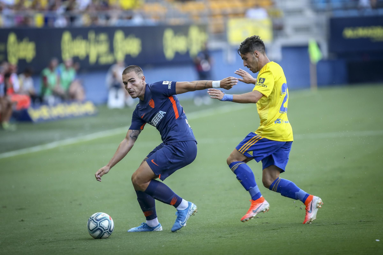 Partido de presentación entre el Cádiz CF y el Málaga CF en imágenes Partido de presentación entre el Cádiz CF y el Málaga CF en imágenes