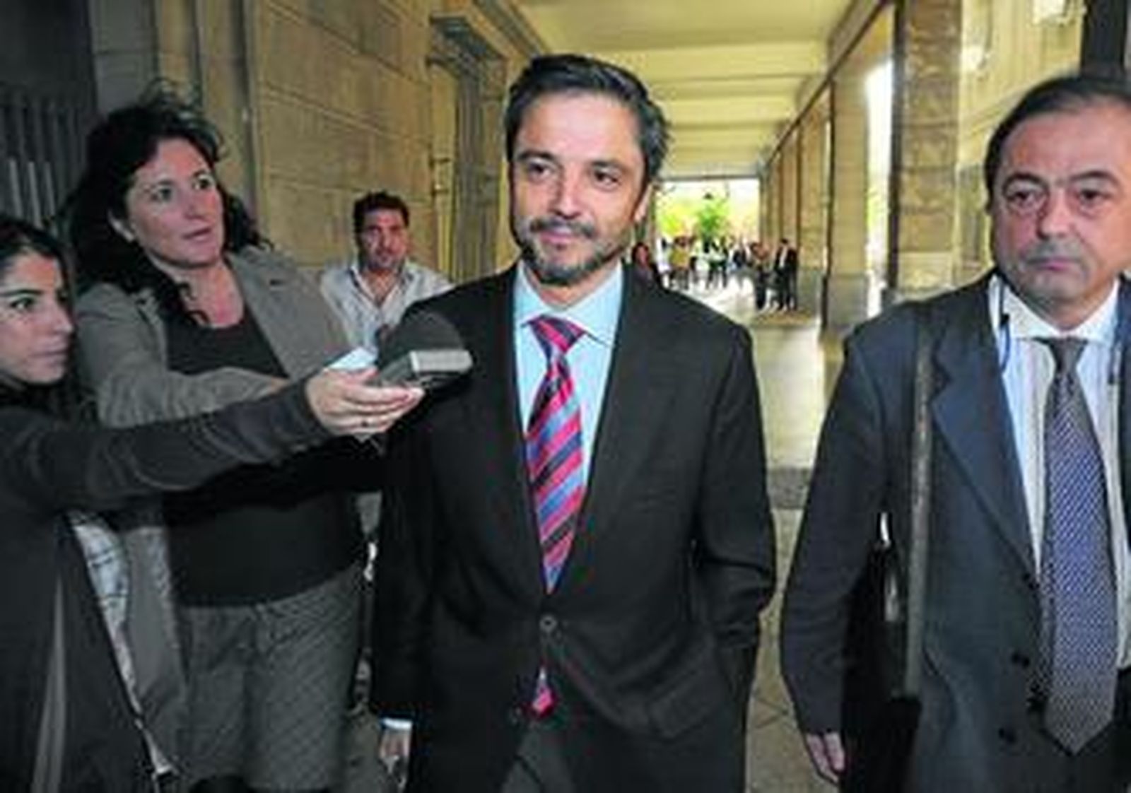 Fernando Mellet, ex gerente de Mercasevilla, tras declarar en los juzgados.