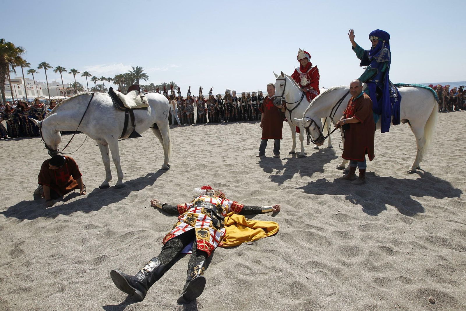 Batalla entre moros y cristianos en la playa de Carboneras.