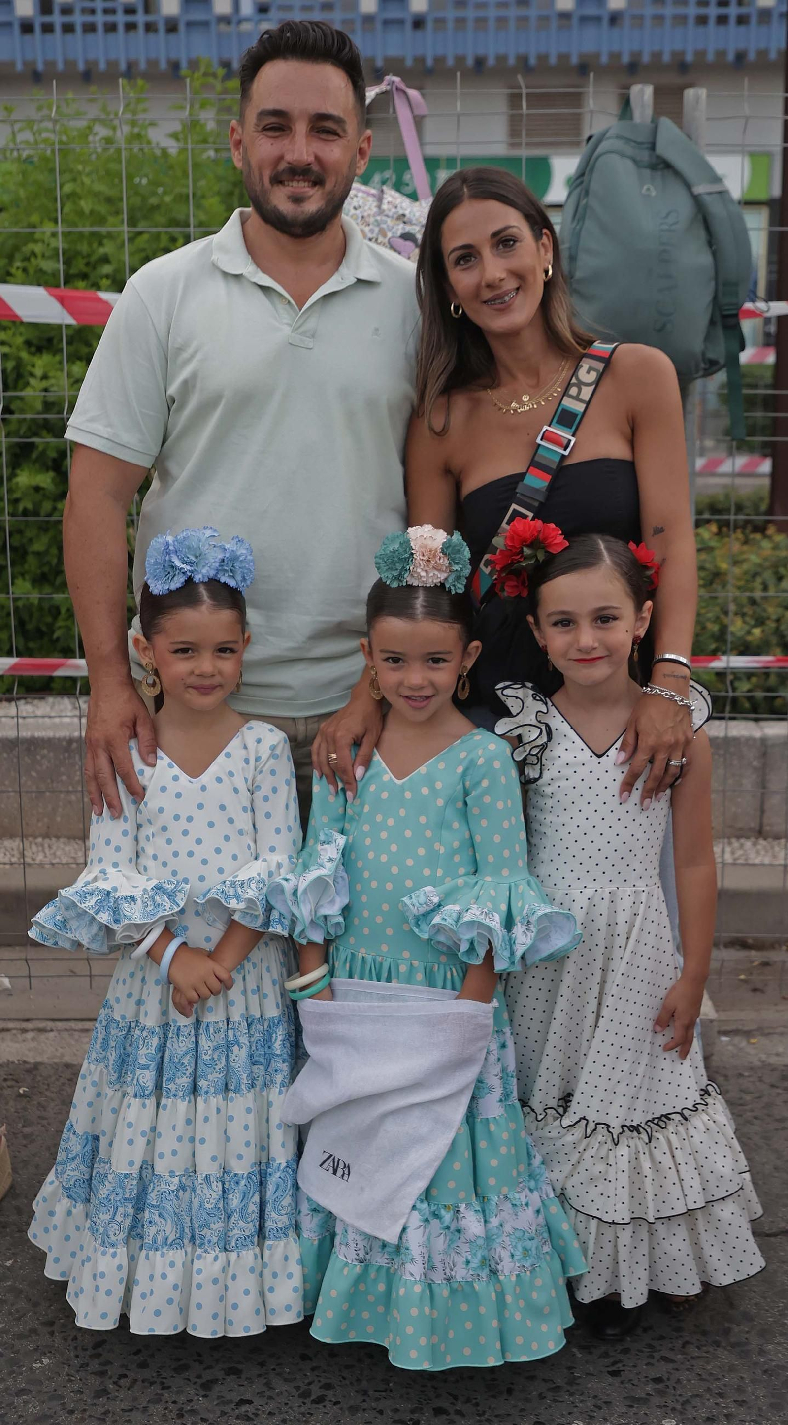 Búscate en las fotos de la cabalgata de la Feria Real de Algeciras 2025