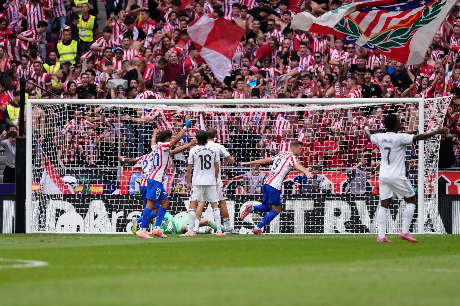 Las mejores fotos del Atlético - Real Madrid