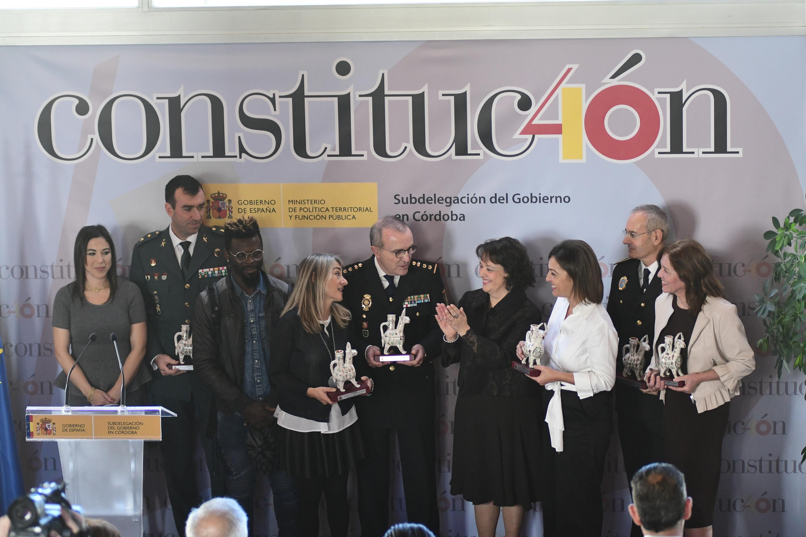 La Mesa de Coordinación para la Atención a Inmigrantes recibe su reconocimiento.