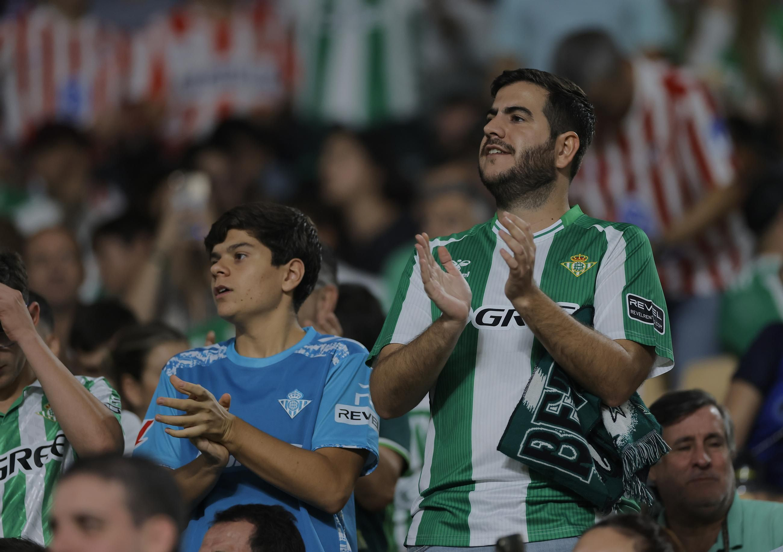 Búscate en las fotos del Betis - Atlético de Madrid