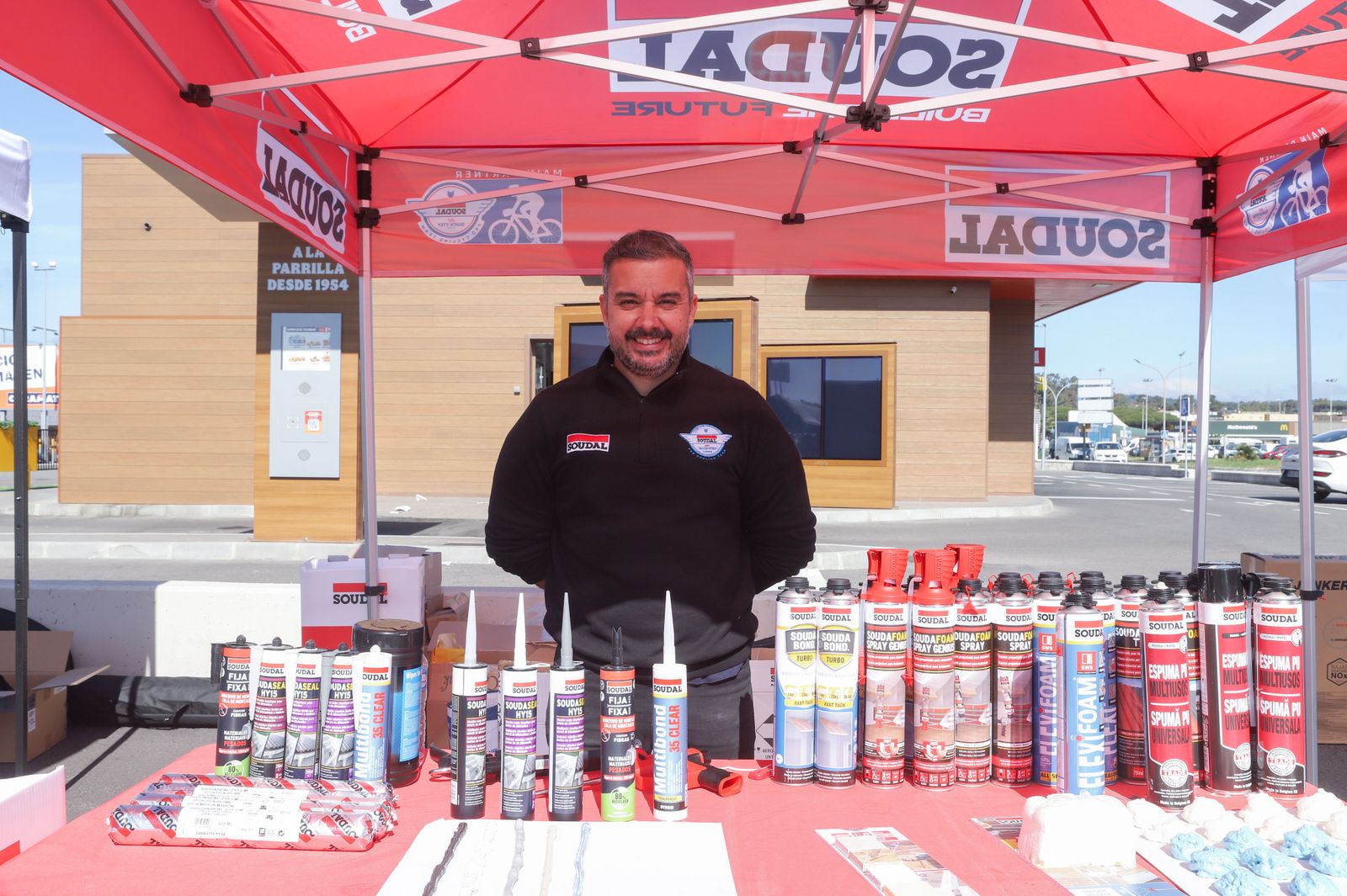 Imágenes del evento para profesionales y presentación del nuevo catálogo de Obramat